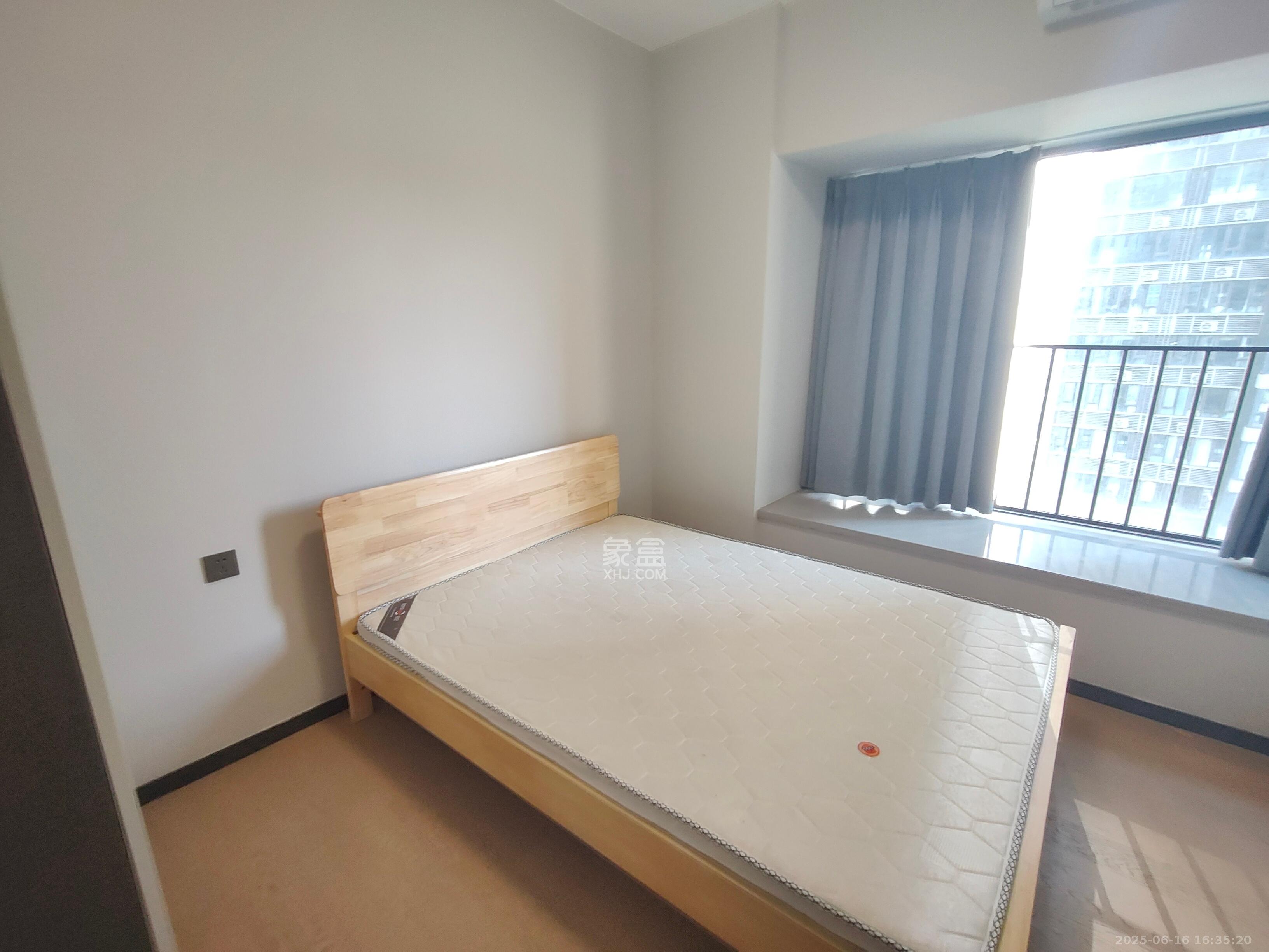 时代梅溪领峰  3室2厅1卫   2700.00元/月室内图