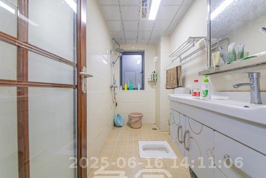 中建芙蓉嘉苑  3室2厅2卫   2600.00元/月室内图