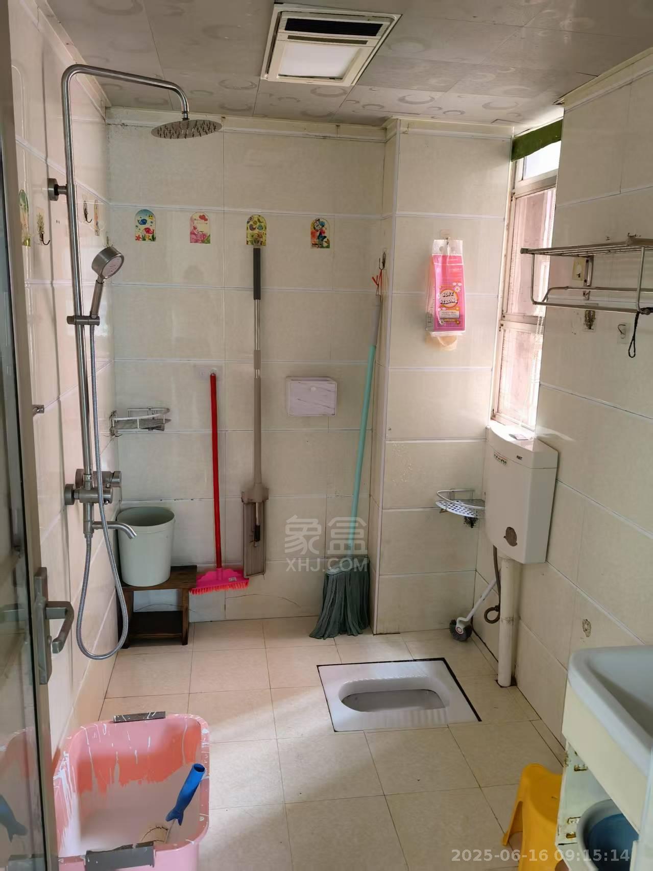 樱花地带 2室2厅1卫 1300.0元/月 樱花地带 2室2厅1卫 1300.0元/月室内图