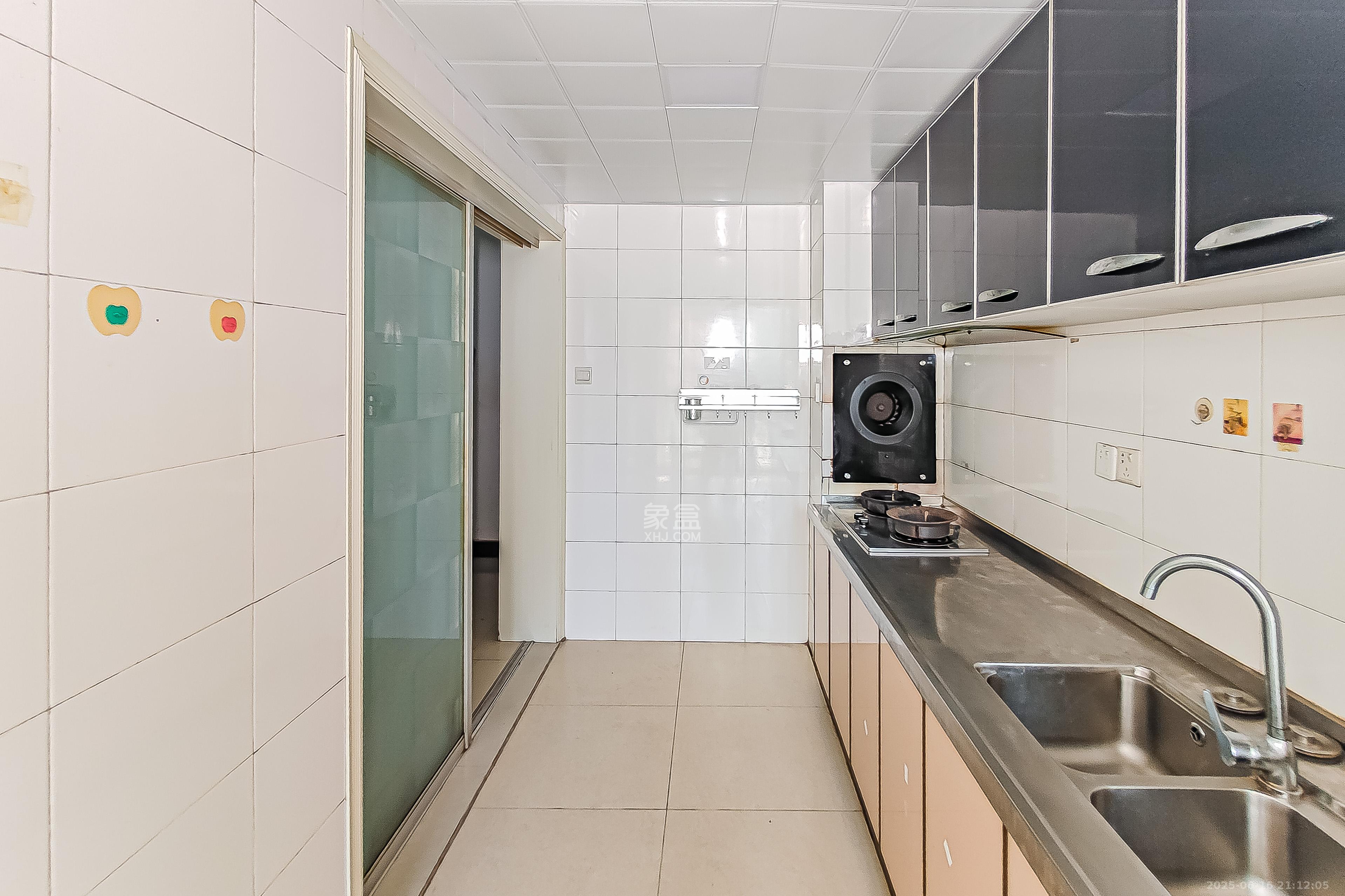 中天枫景园  2室2厅1卫    188.0万 中天枫景园  2室2厅1卫    188.0万厨房