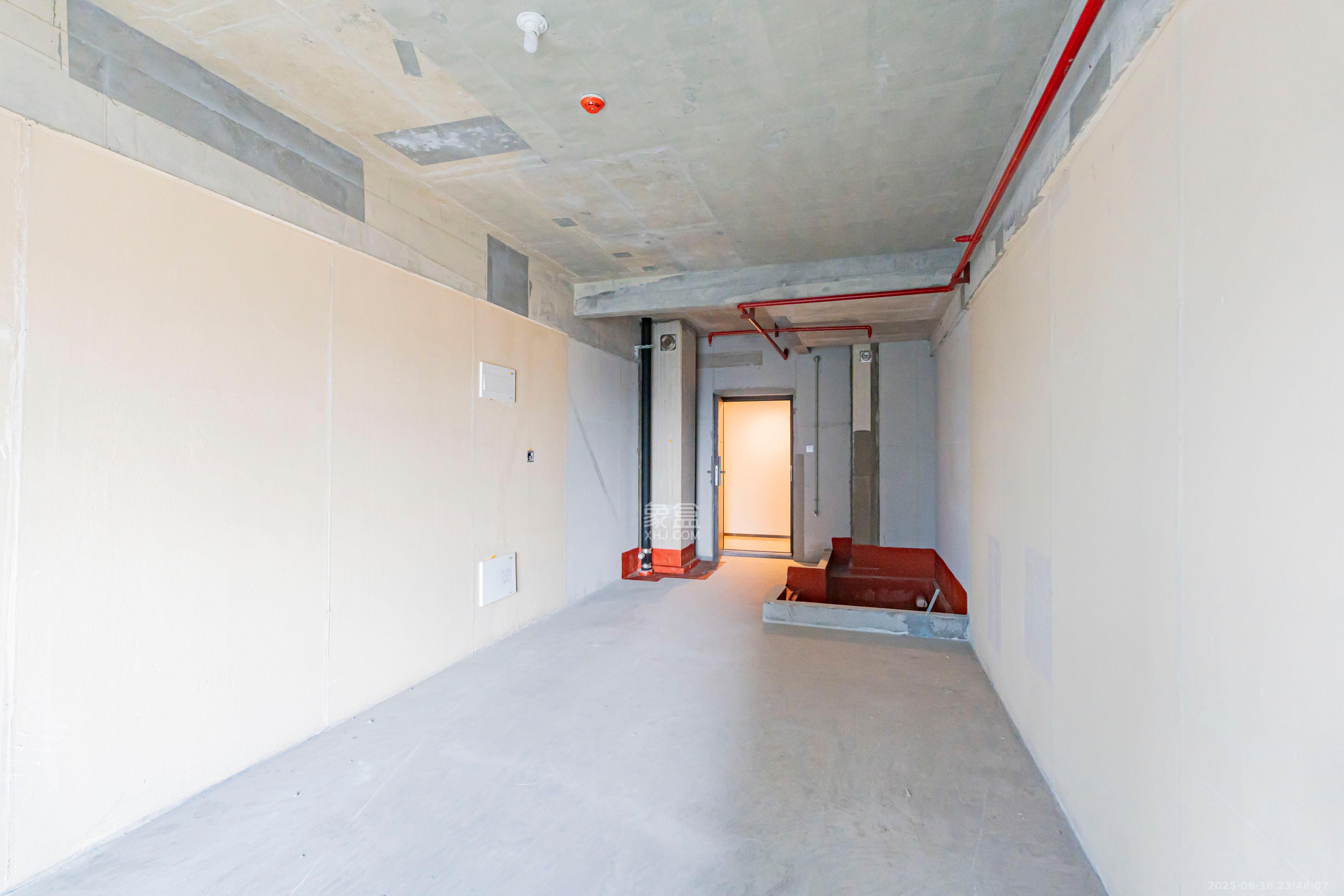 华润置地中心  1室1厅1卫    52.0万 华润置地中心  1室1厅1卫    52.0万卧室