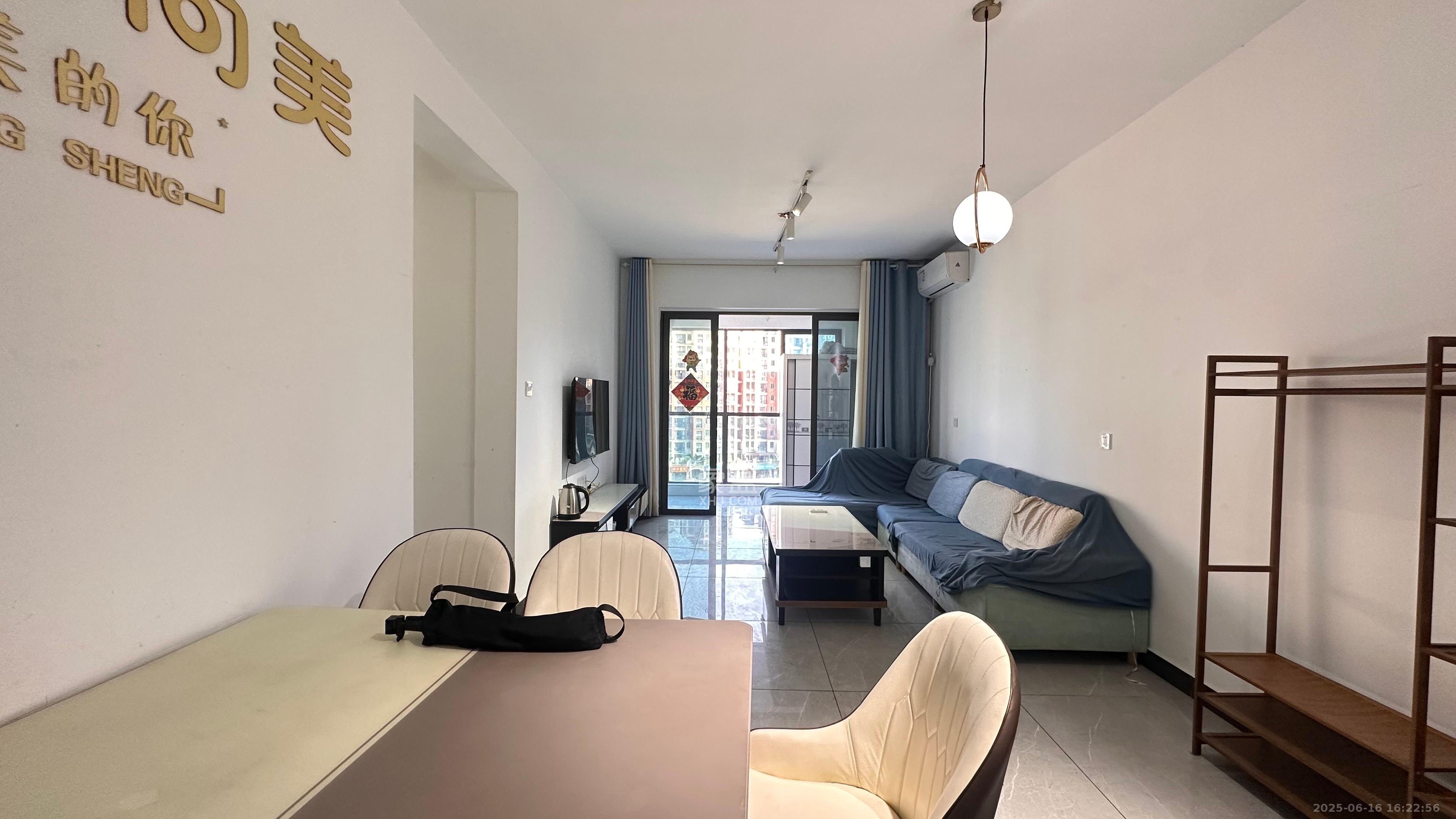 乾源国际 3室2厅2卫 2200.0元/月 乾源国际 3室2厅2卫 2200.0元/月室内图