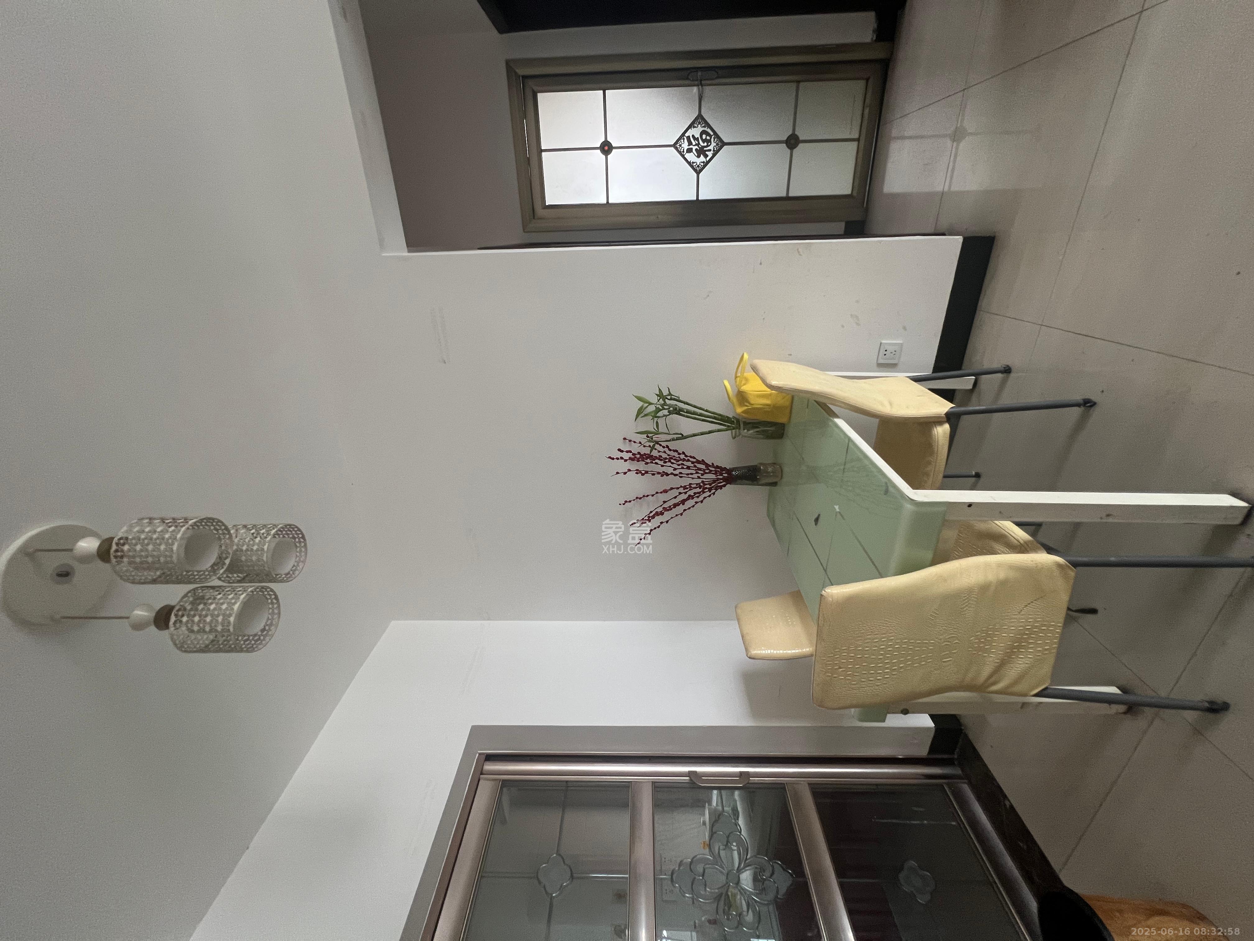 家和院  3室2厅1卫    1800.0元/月室内图