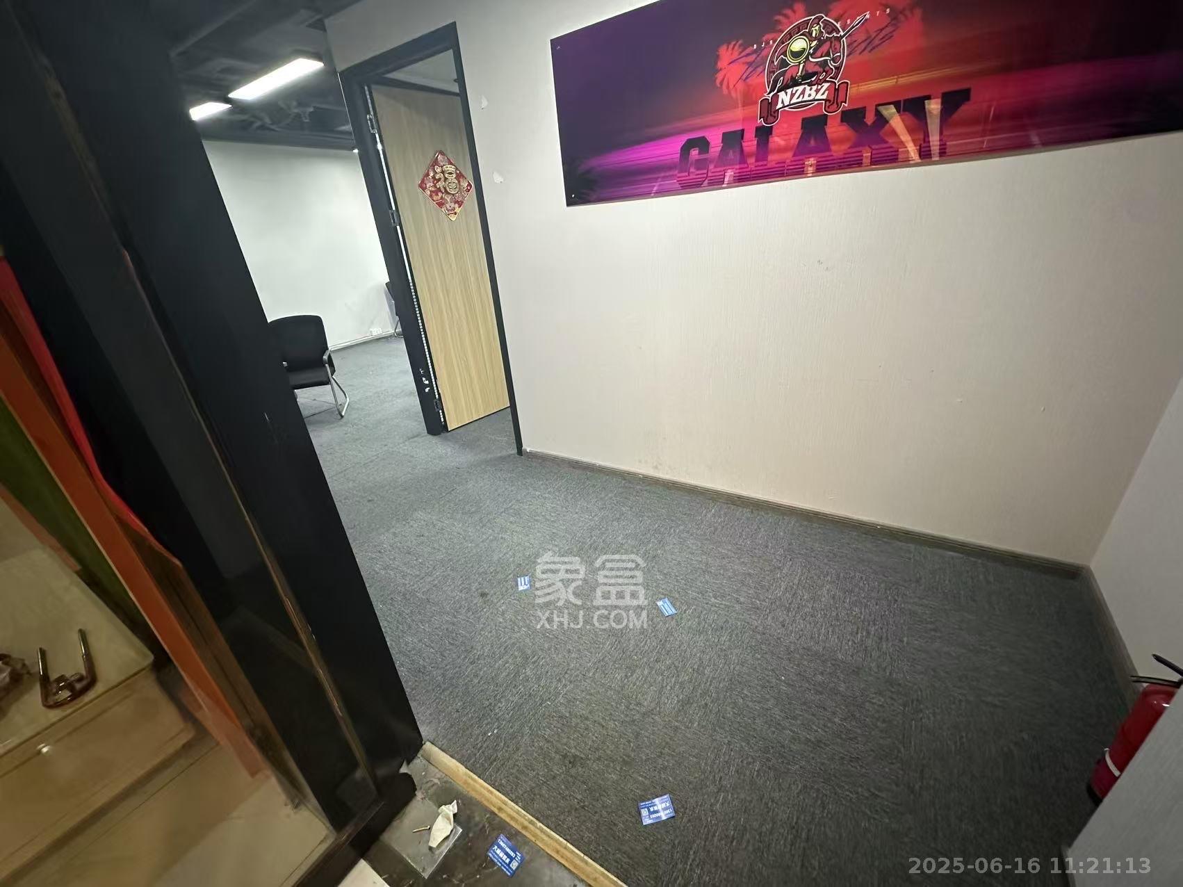 奥克斯广场   115.86㎡      7000.0元/月