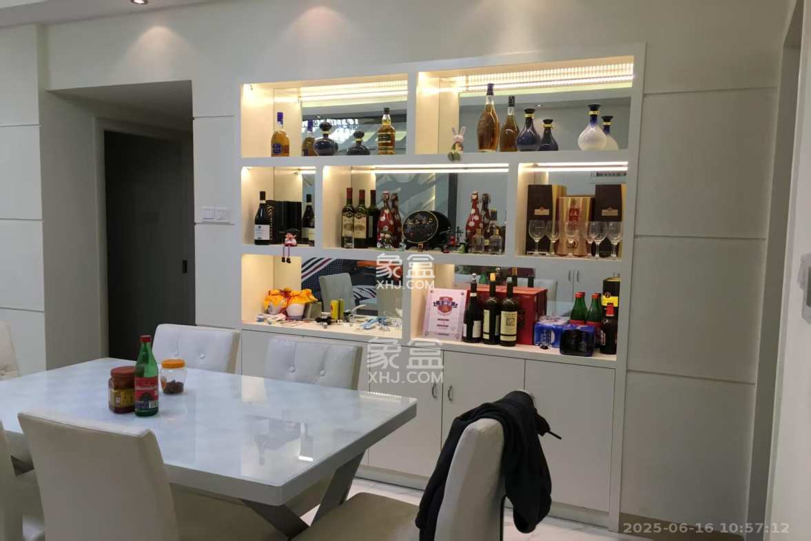 奥林匹克花园贡院三期 1室0厅0卫 2100.0元/月 奥林匹克花园贡院三期 1室0厅0卫 2100.0元/月室内图