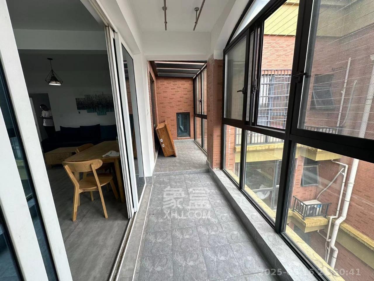 金谷豪庭 3室2厅2卫 1800.0元/月 金谷豪庭 3室2厅2卫 1800.0元/月室内图