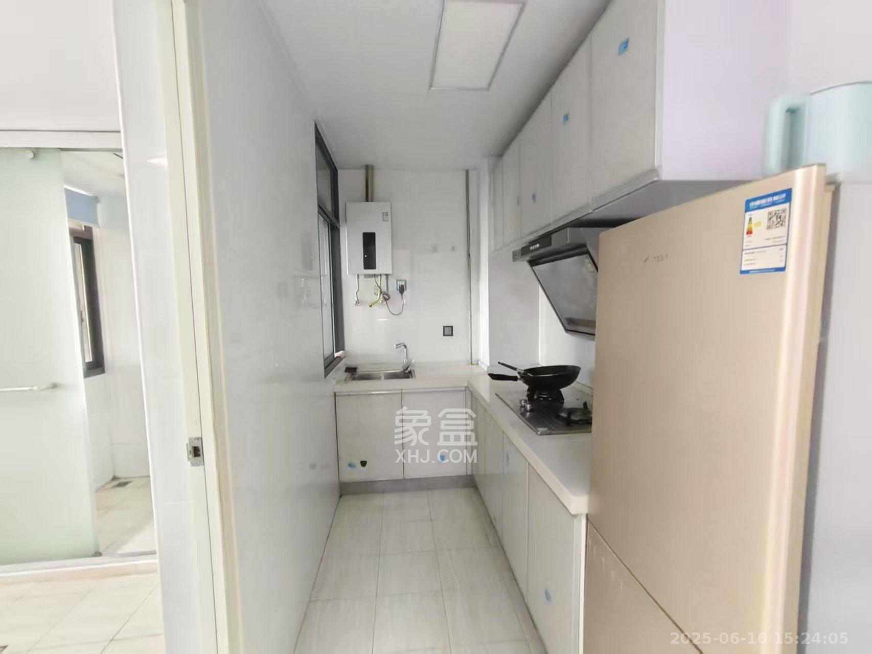青春里小区  1室1厅1卫   1200.00元/月室内图
