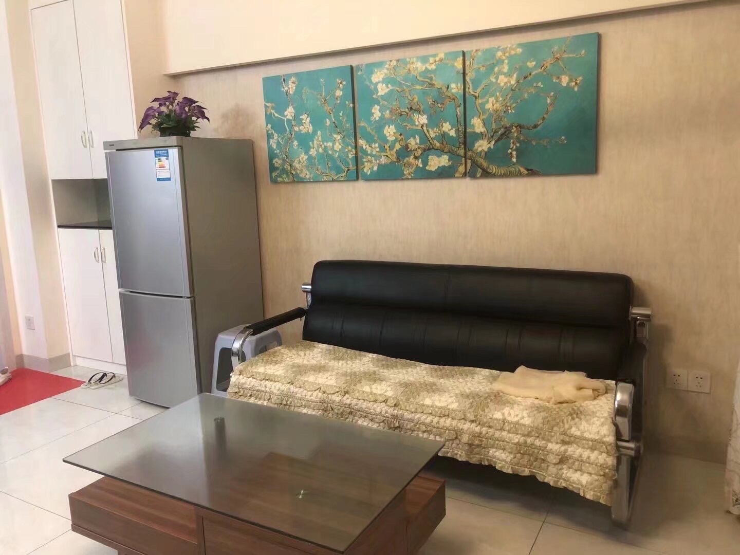 中建国际大厦  1室2厅1卫   1800.00元/月室内图