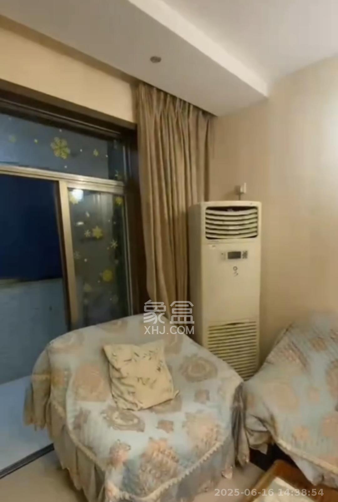 南明苑西区 3室2厅1卫 2500.0元/月 南明苑西区 3室2厅1卫 2500.0元/月室内图