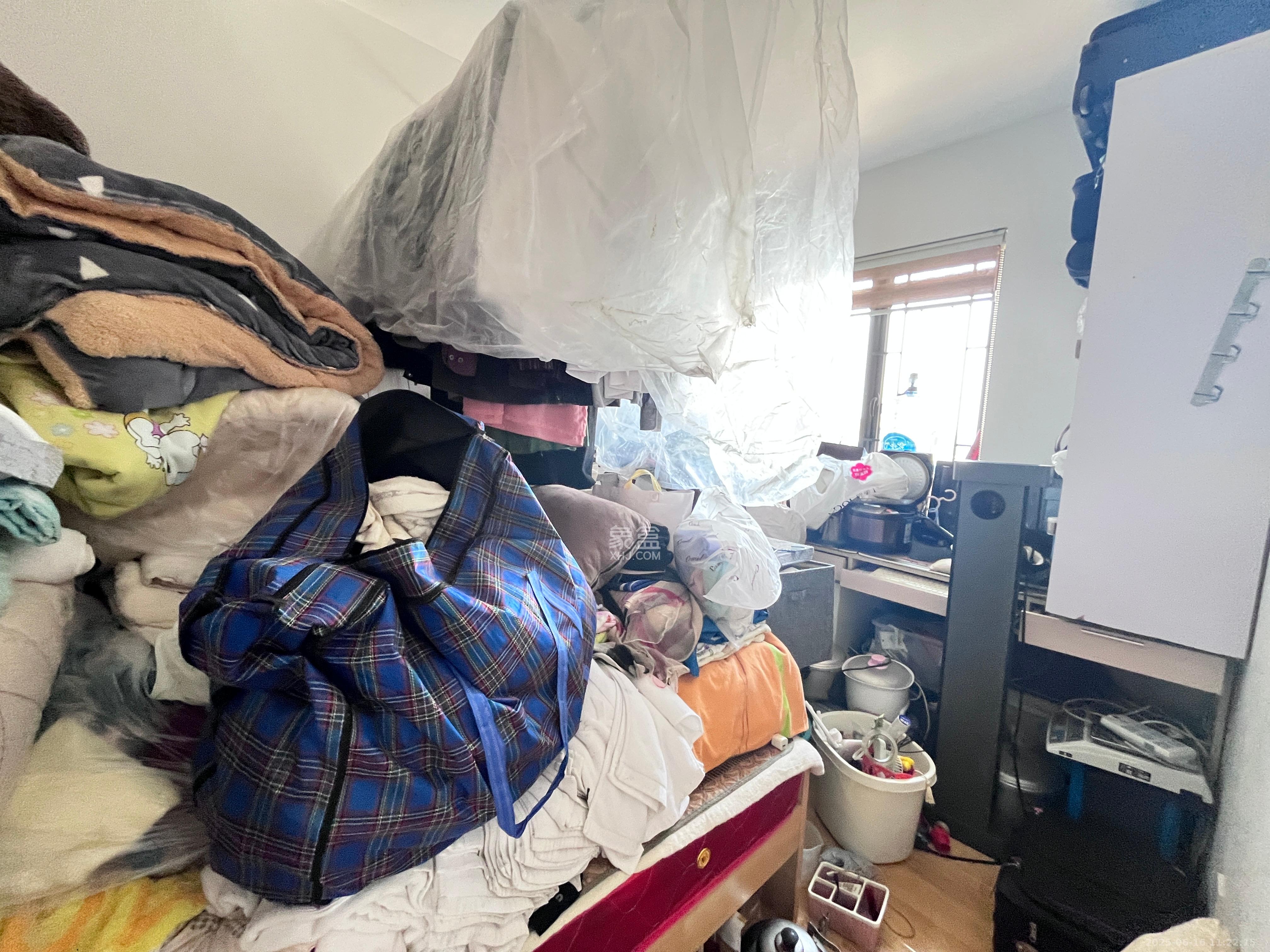 极目楚天  2室2厅1卫    2600.0元/月 极目楚天  2室2厅1卫    2600.0元/月室内图