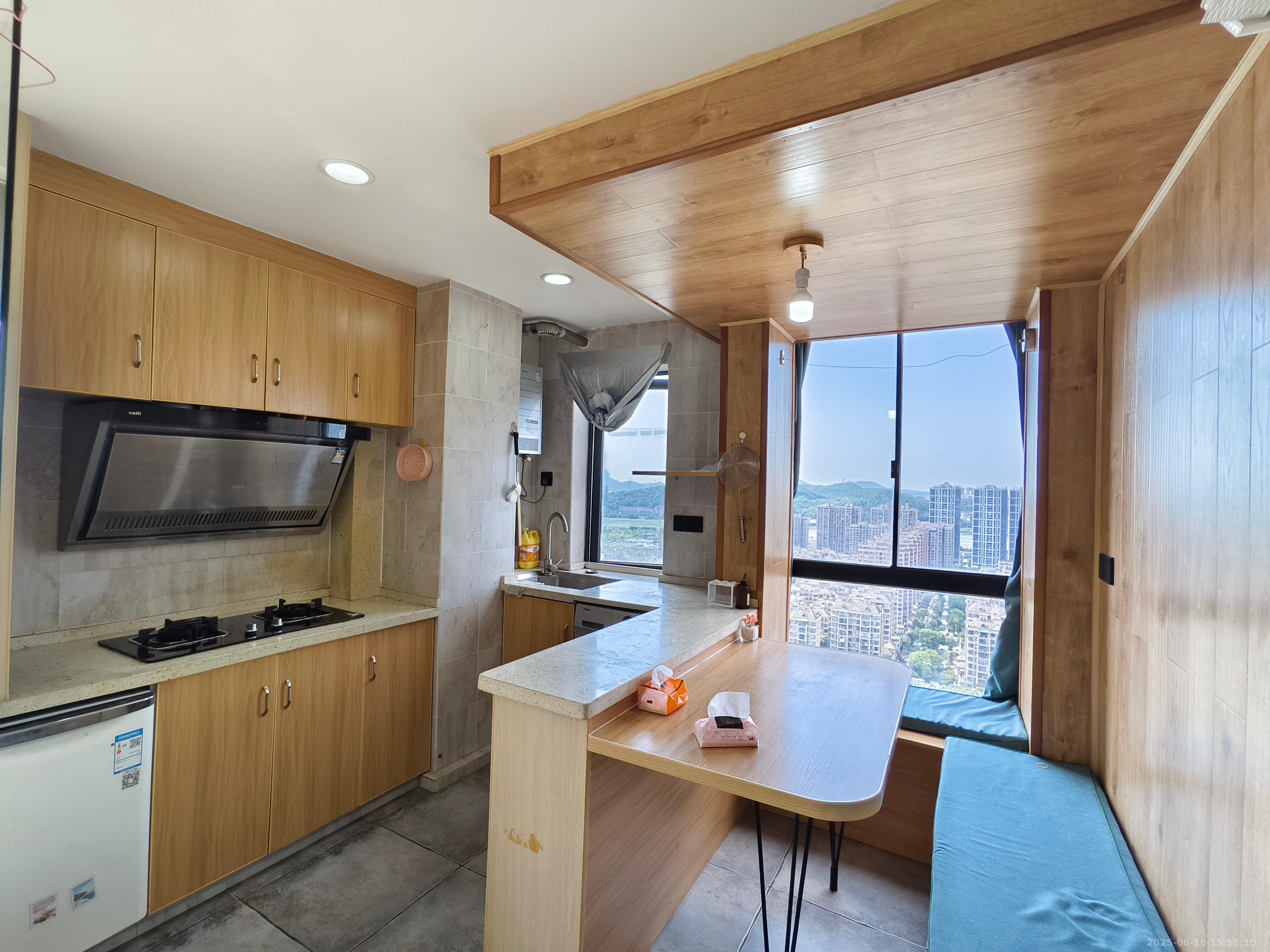 中建御山和苑  1室1厅1卫   1100.00元/月室内图