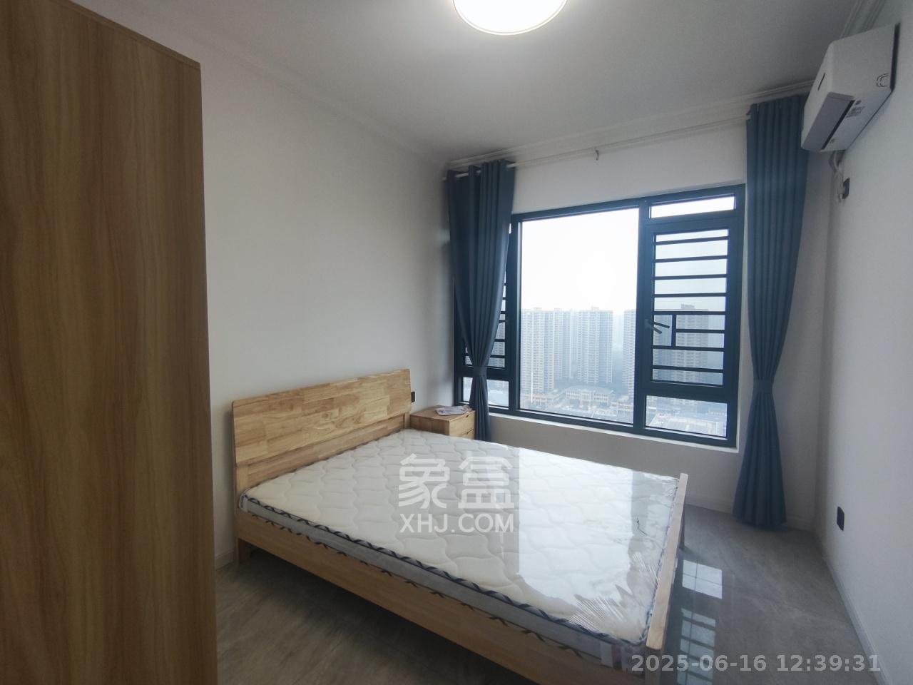 润和美郡(润和紫郡五期)  4室2厅2卫    2700.0元/月 润和美郡(润和紫郡五期)  4室2厅2卫    2700.0元/月室内图