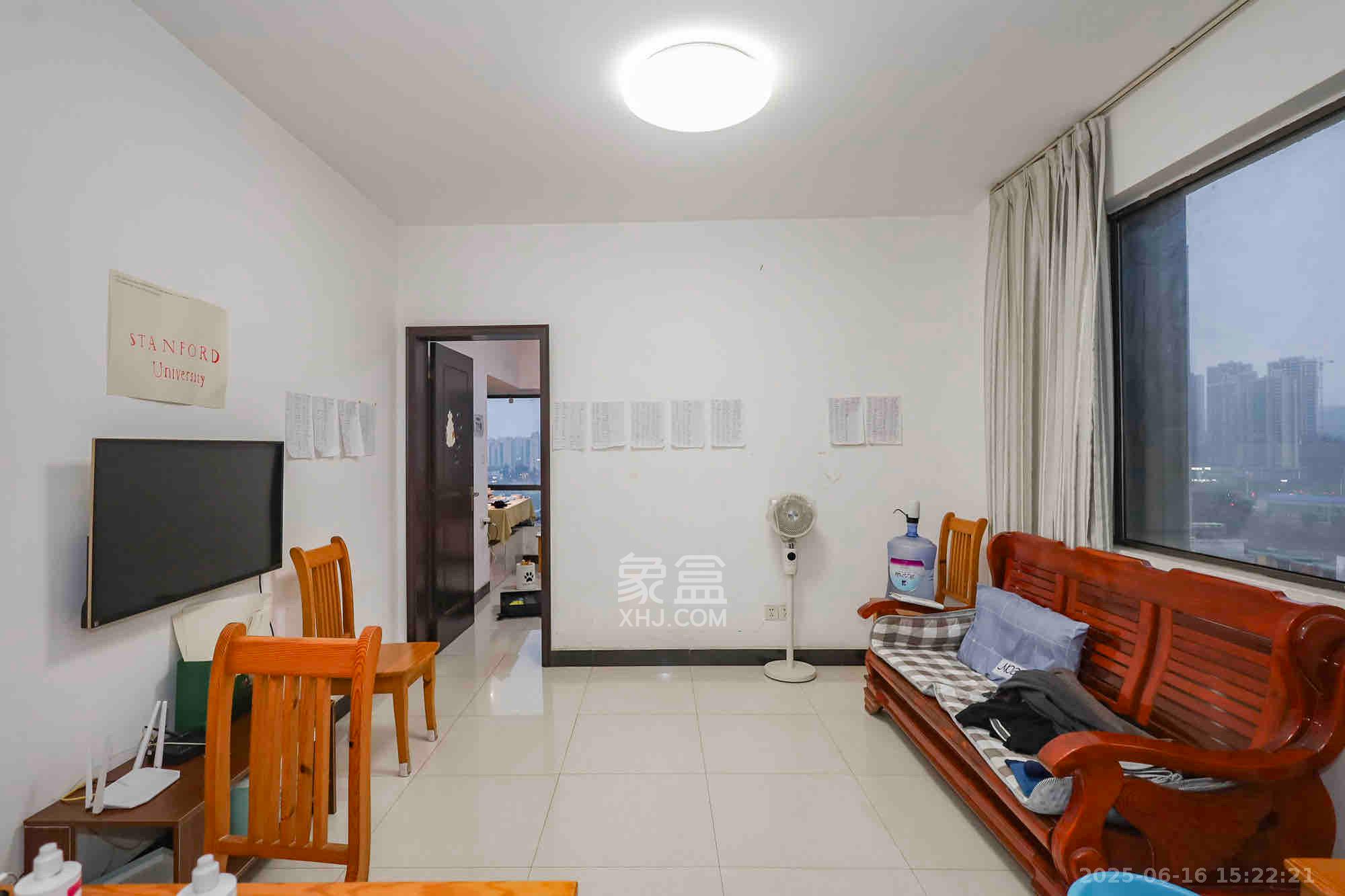 旭辉藏郡(藏郡、旭湘华府) 1室2厅1卫 1800.0元/月 旭辉藏郡(藏郡、旭湘华府) 1室2厅1卫 1800.0元/月室内图