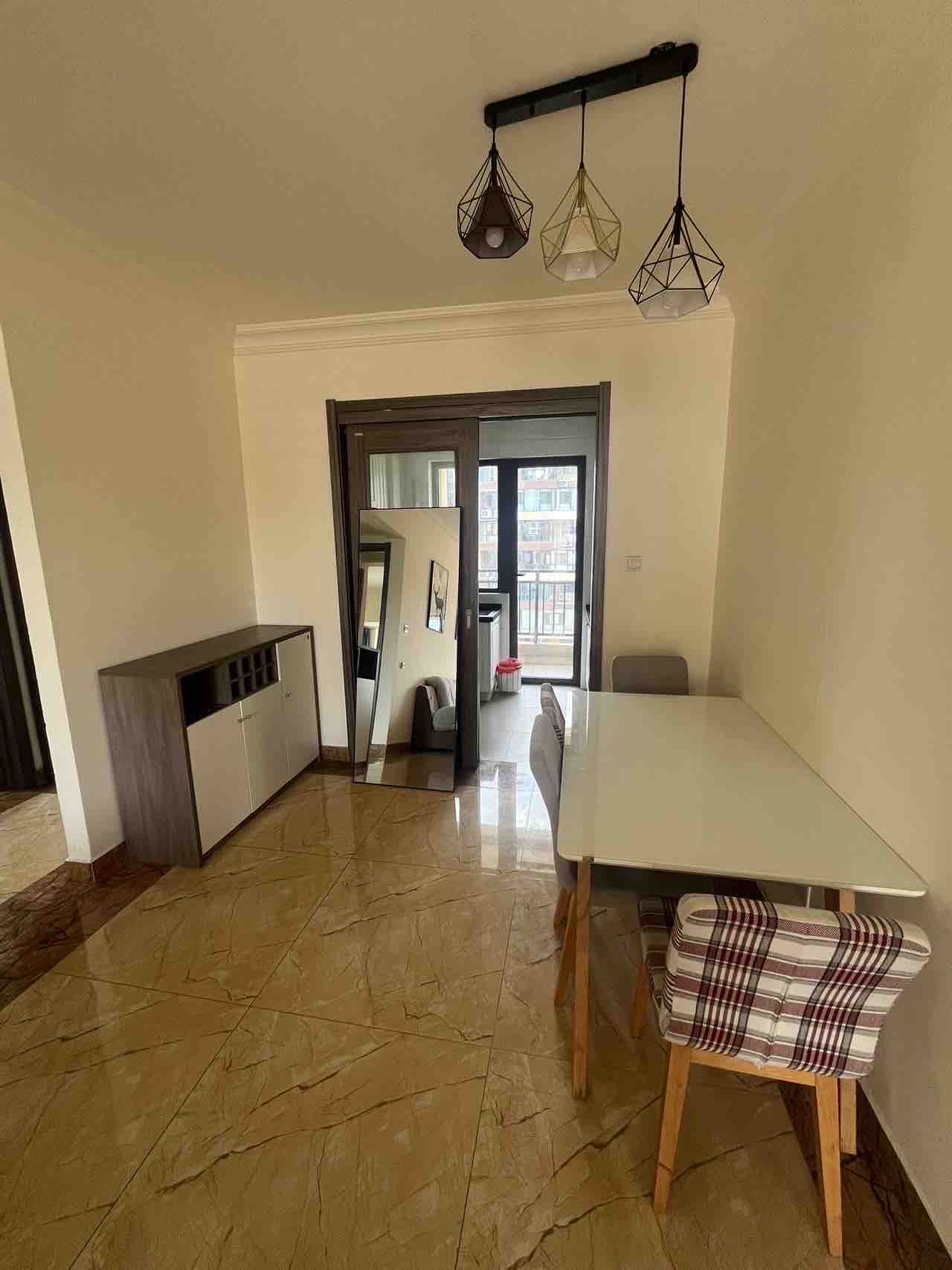 碧桂园豪园 1室0厅0卫 1800.0元/月 碧桂园豪园 1室0厅0卫 1800.0元/月室内图