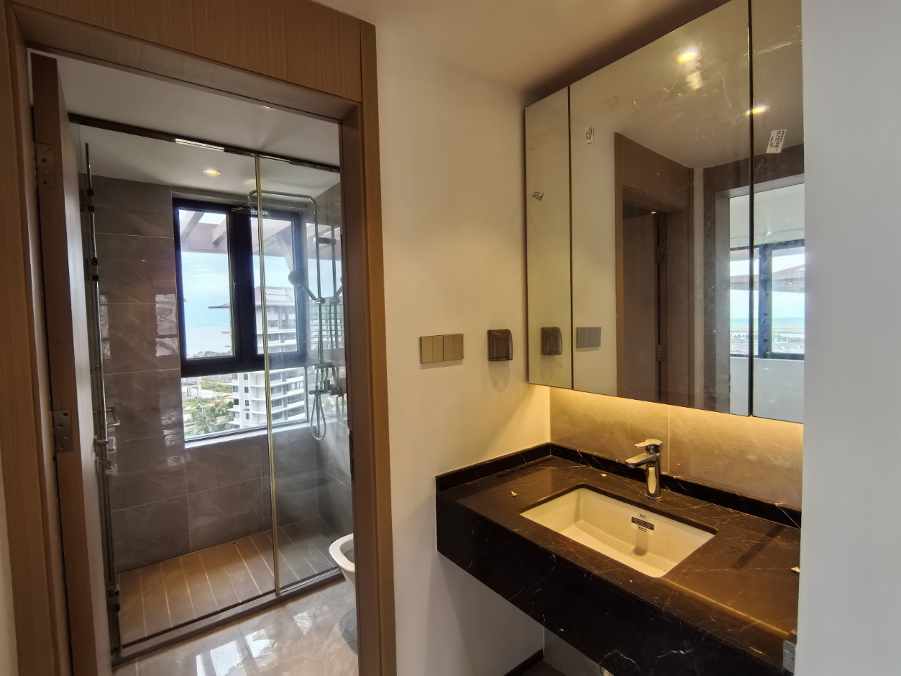 鲁能海蓝公馆 3室2厅1卫 158.0万 鲁能海蓝公馆 3室2厅1卫 158.0万室内图