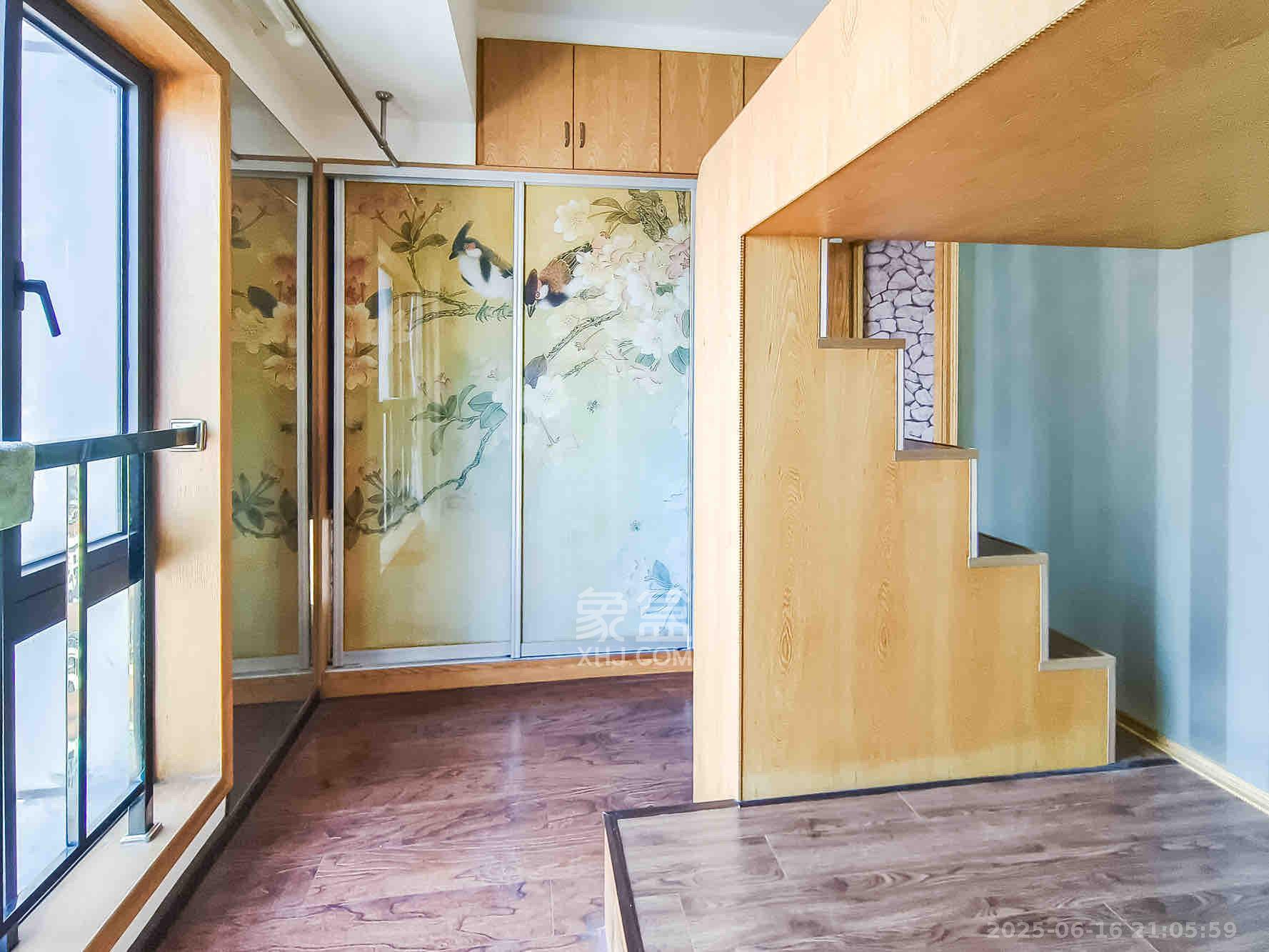 星大峰汇商务楼 1室1厅1卫 1600.0元/月 星大峰汇商务楼 1室1厅1卫 1600.0元/月室内图