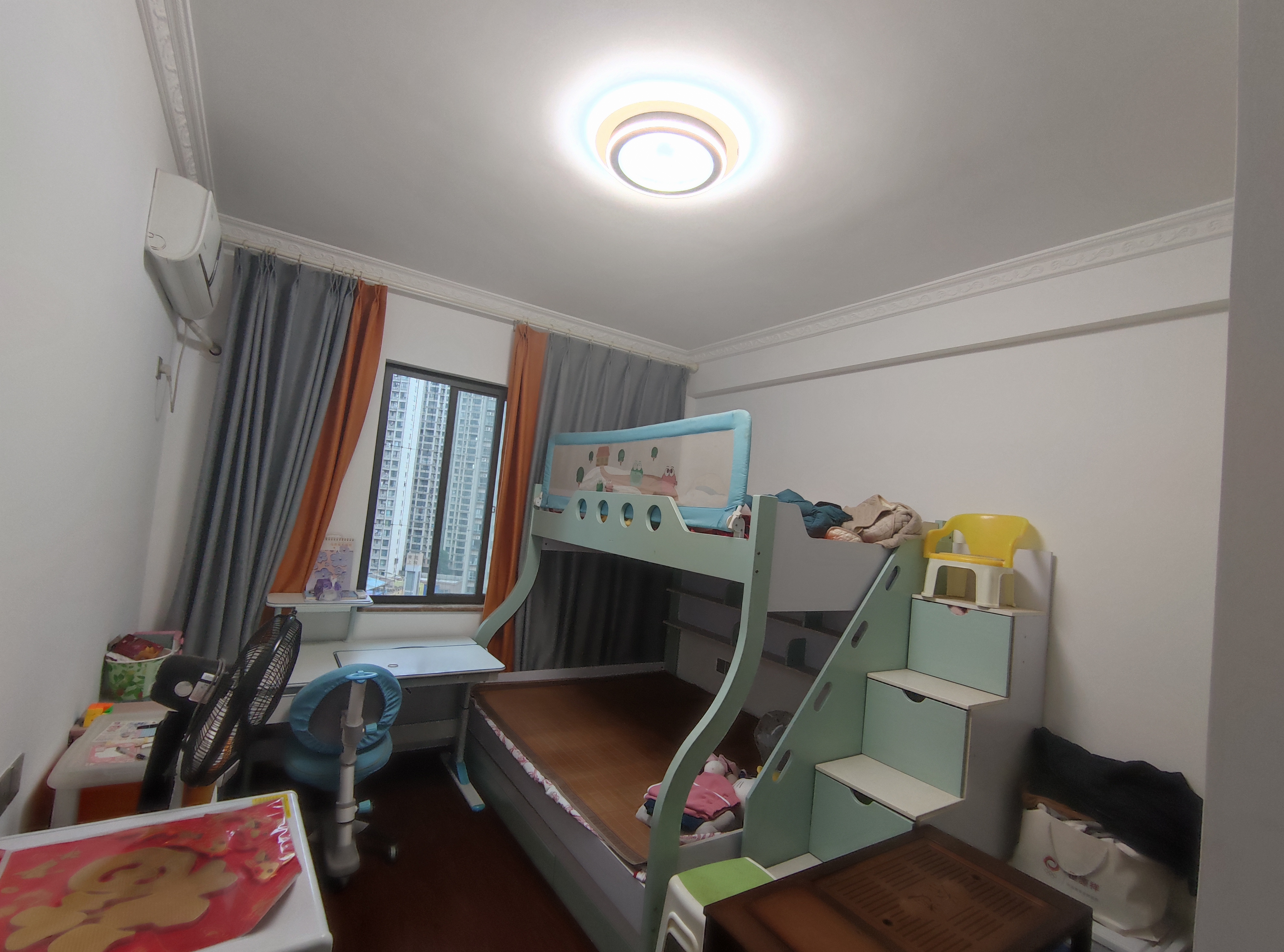 南苑上和一期  4室2厅2卫    3000.0元/月 南苑上和一期  4室2厅2卫    3000.0元/月