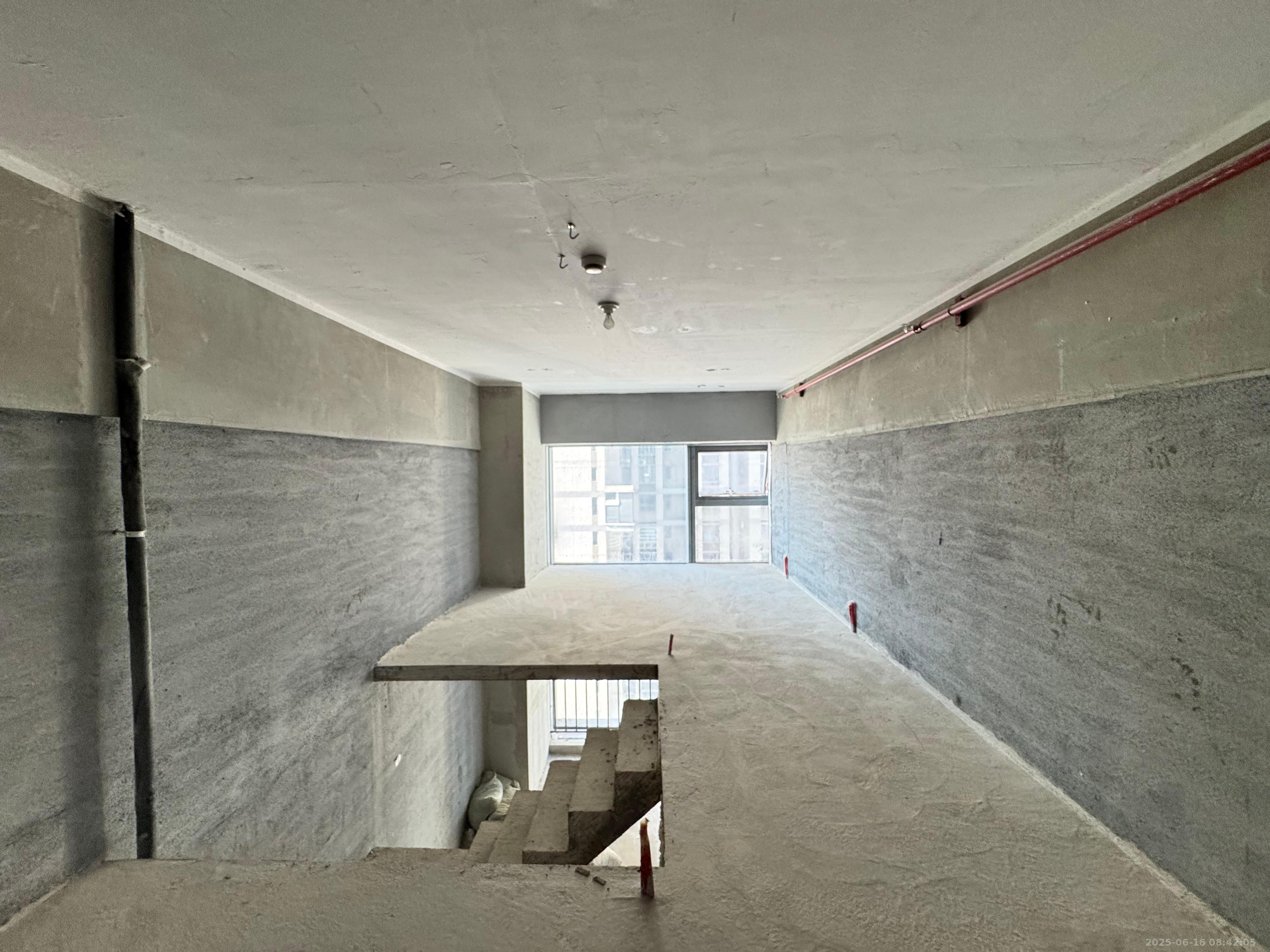 卓越中寰  2室1厅1卫    1500.0元/月室内图