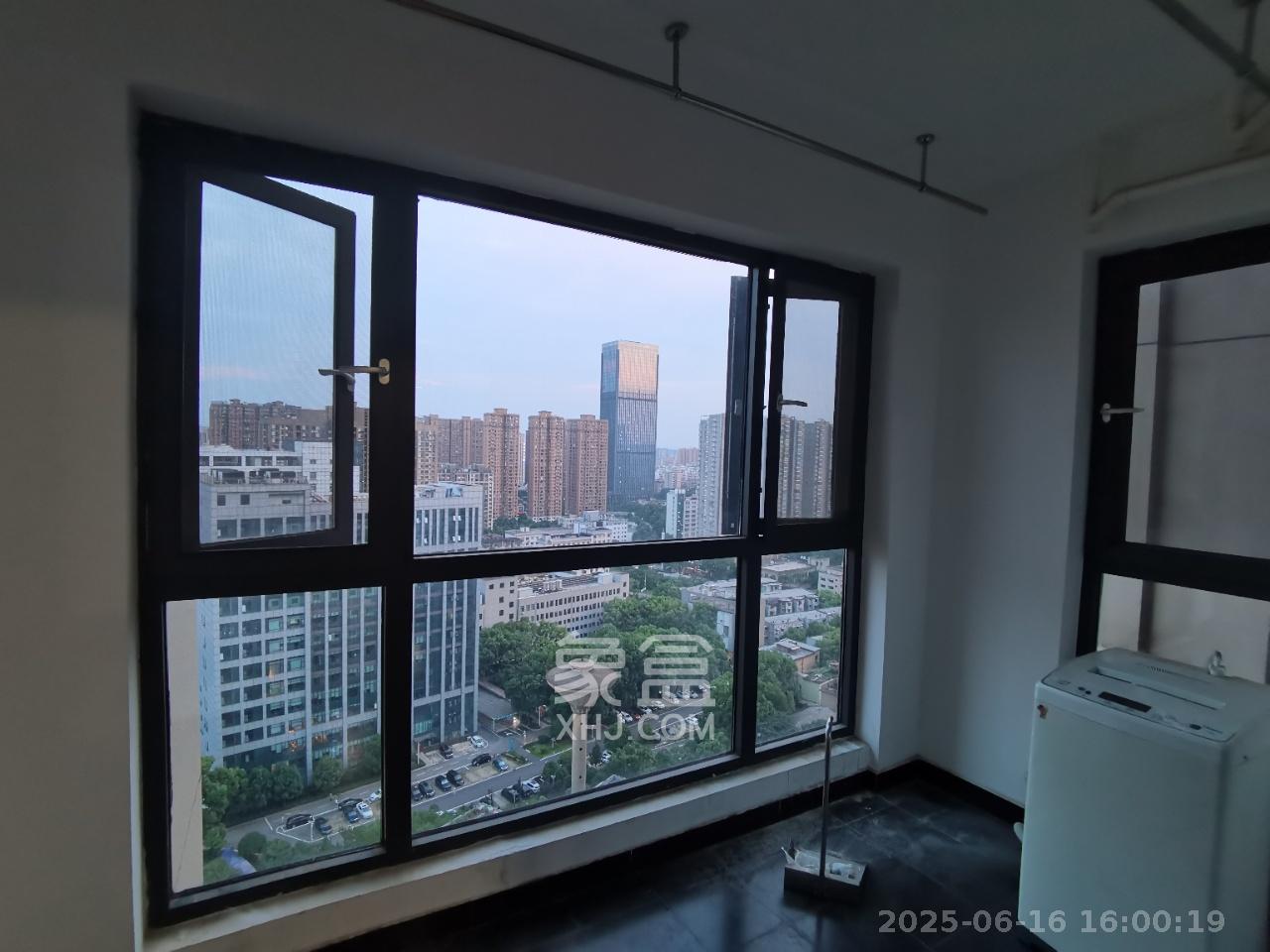 建发中央公园（建发美地）  3室2厅2卫    3200.0元/月室内图