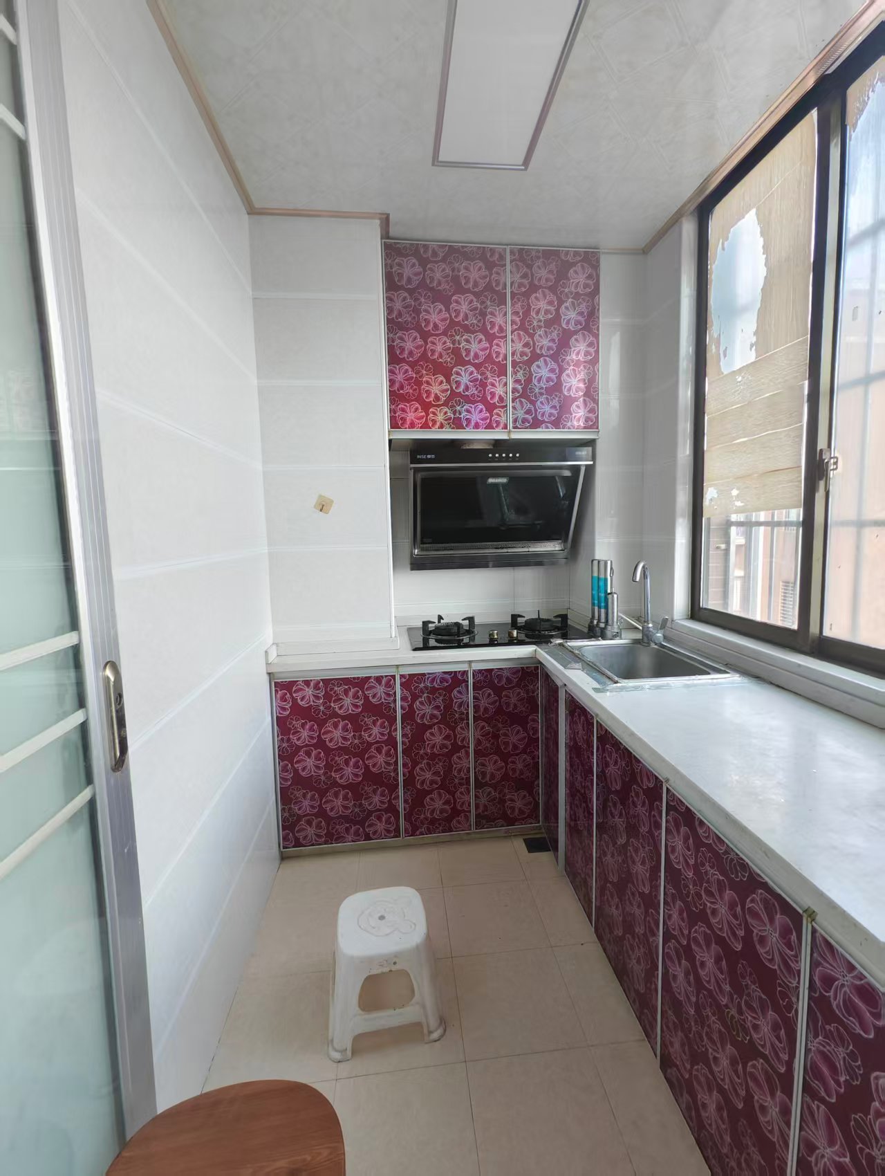 凯翔银座  2室2厅1卫    1500.0元/月 凯翔银座  2室2厅1卫    1500.0元/月室内图