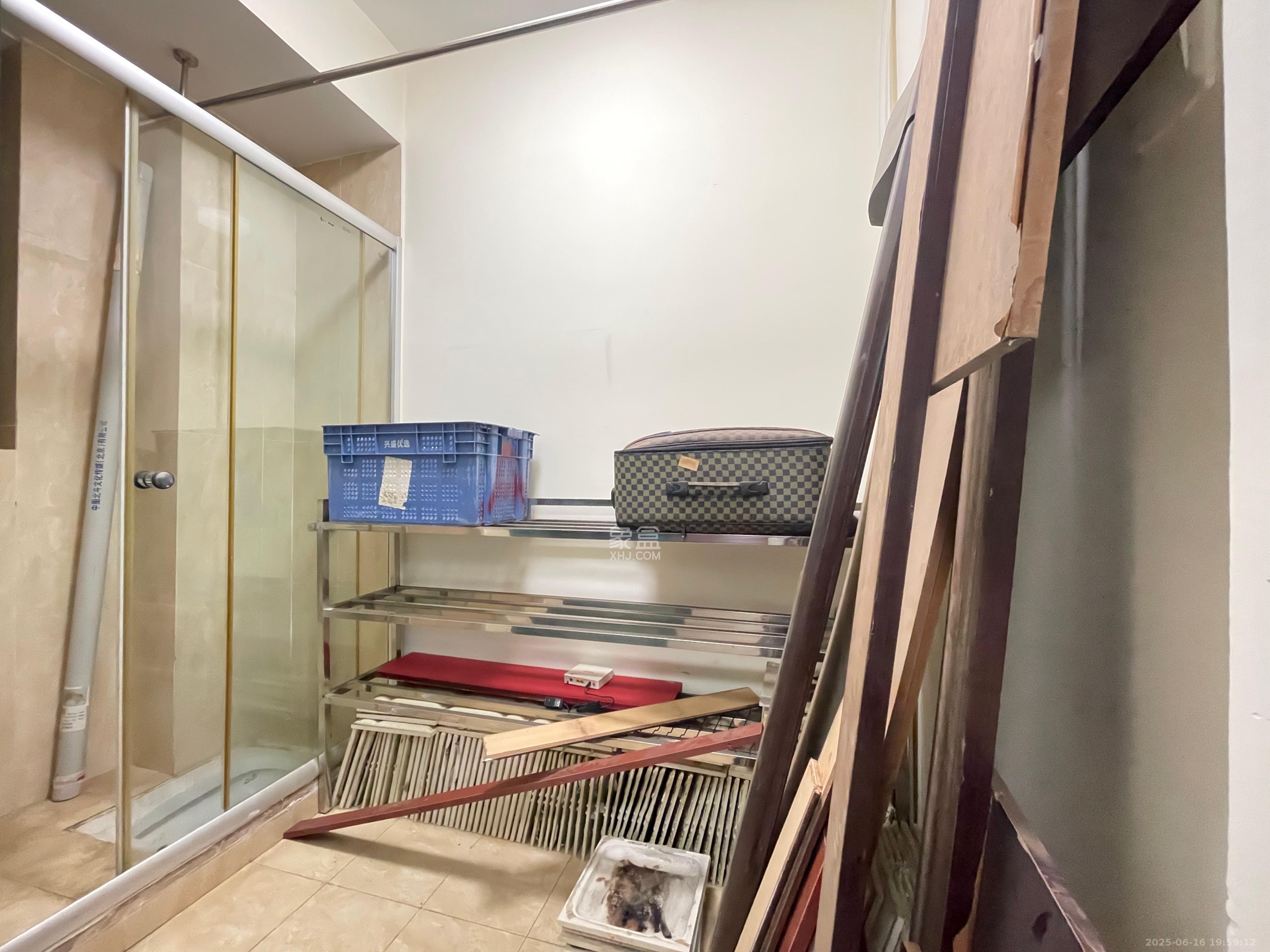 恒大名都 5室2厅4卫 3800.0元/月 恒大名都 5室2厅4卫 3800.0元/月室内图