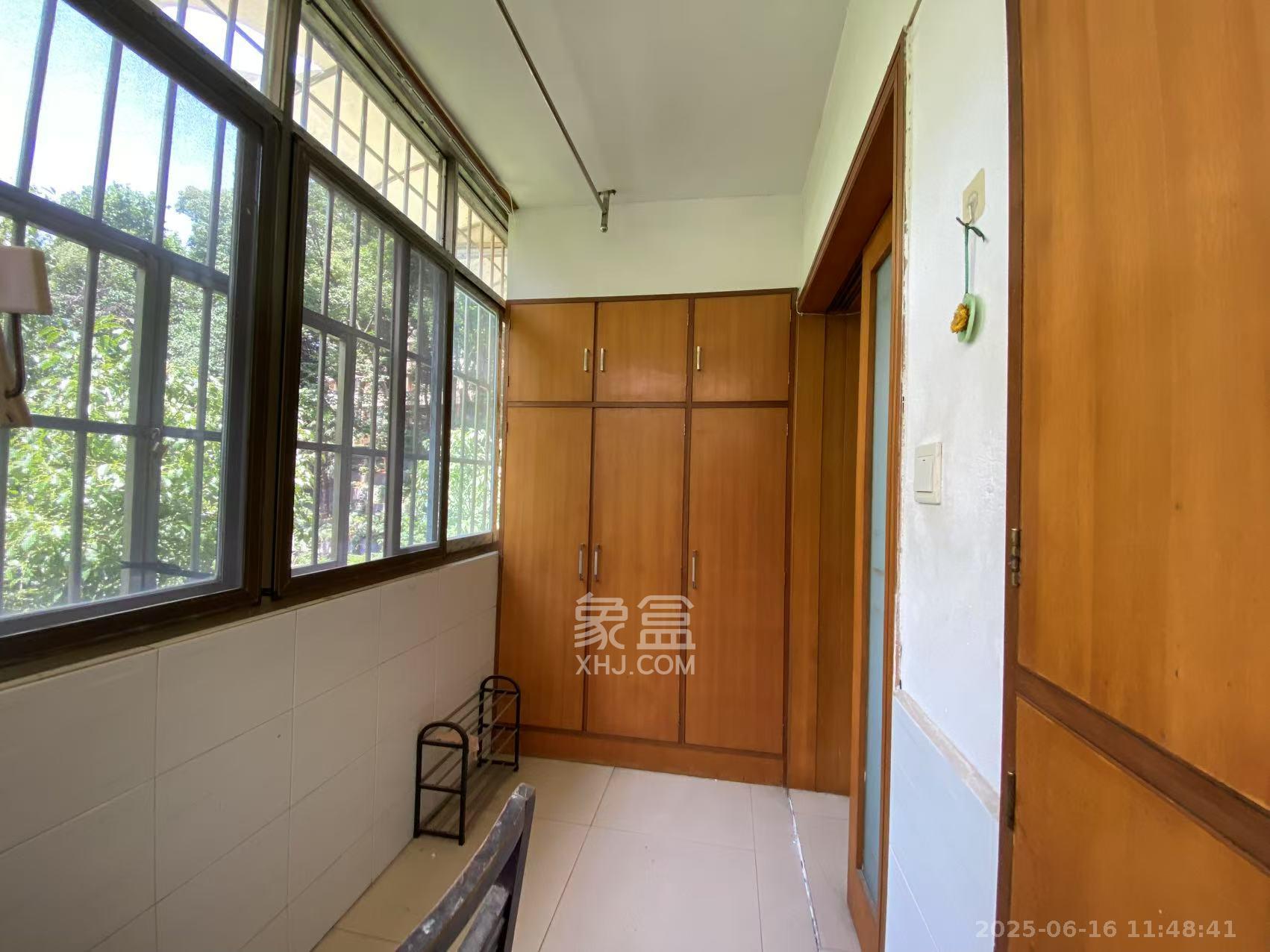 涂家冲社区（涂新小区、农商银行宿舍）  2室1厅1卫    1400.0元/月室内图