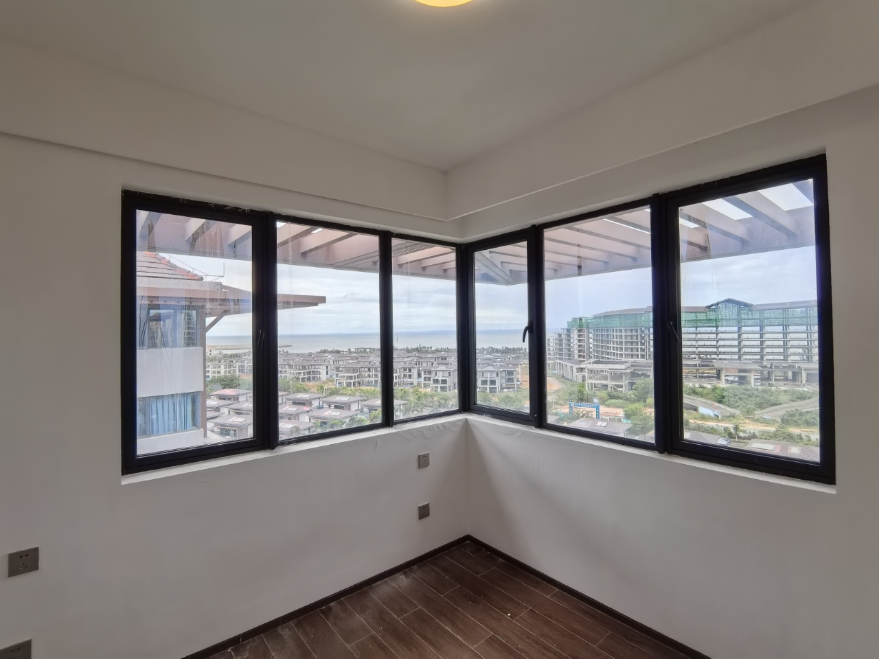 鲁能海蓝公馆 3室2厅1卫 158.0万 鲁能海蓝公馆 3室2厅1卫 158.0万室内图