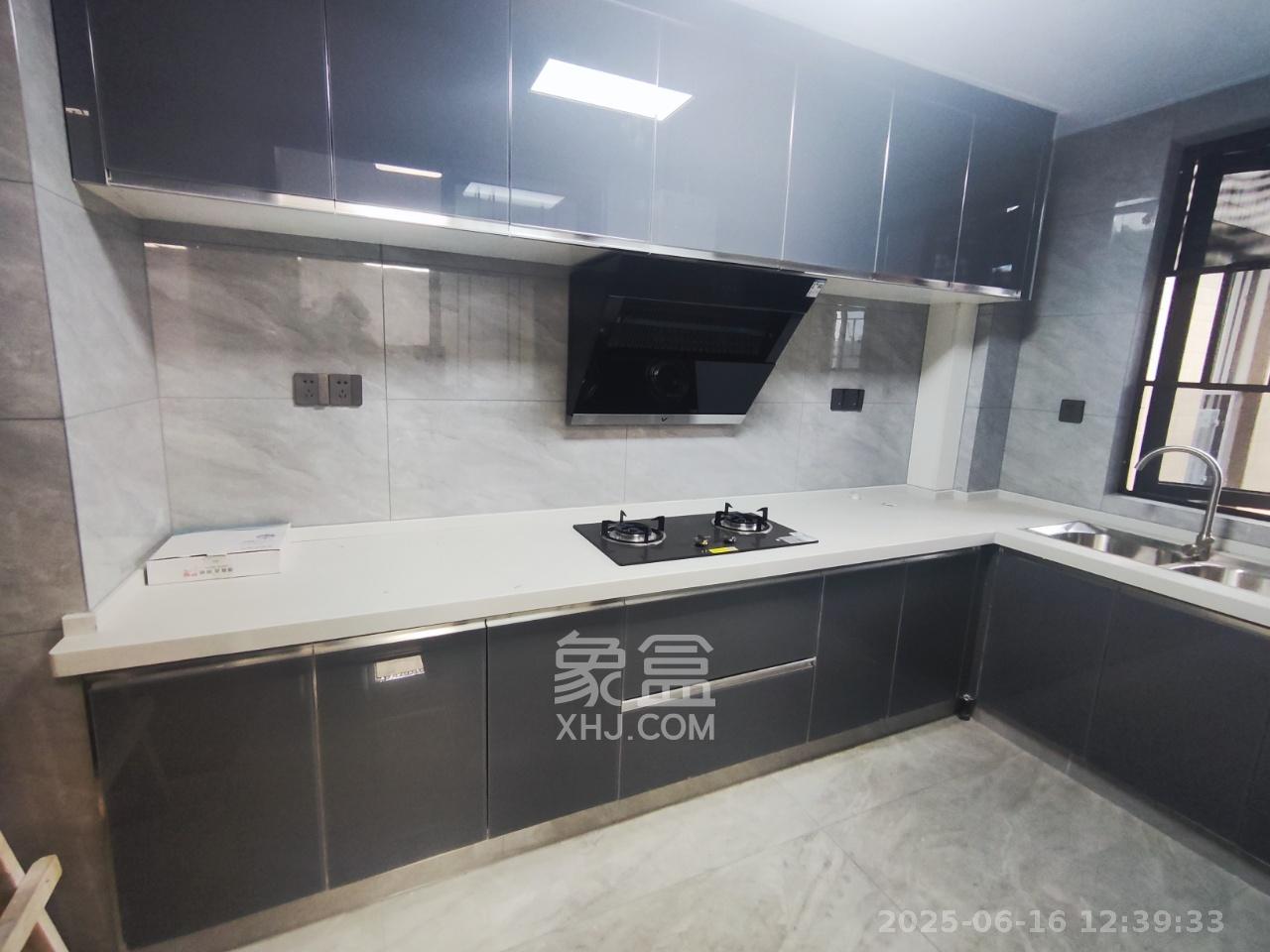 润和美郡(润和紫郡五期)  4室2厅2卫    2700.0元/月 润和美郡(润和紫郡五期)  4室2厅2卫    2700.0元/月室内图