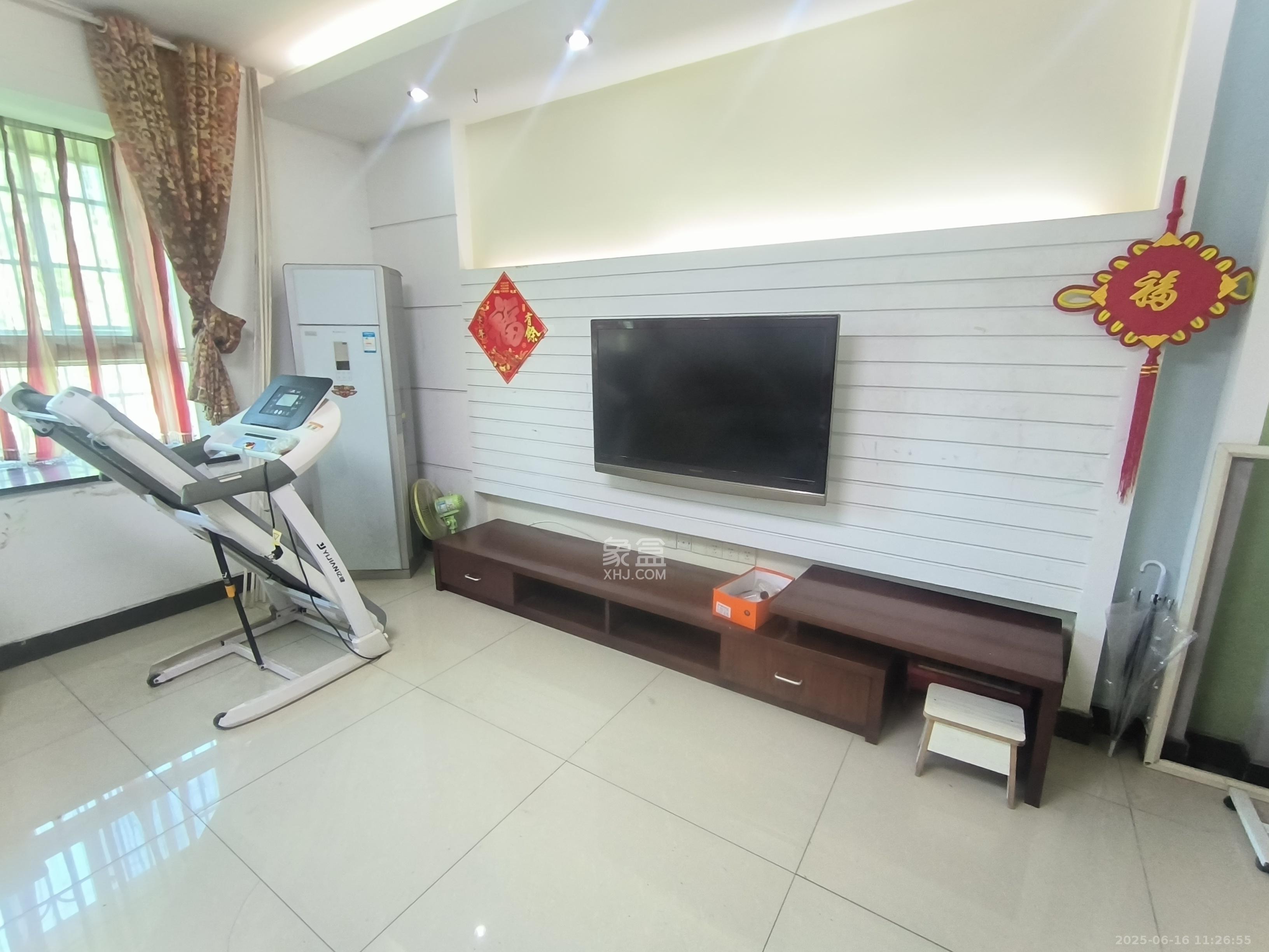 欣胜园 3室2厅2卫 2200.0元/月 欣胜园 3室2厅2卫 2200.0元/月室内图