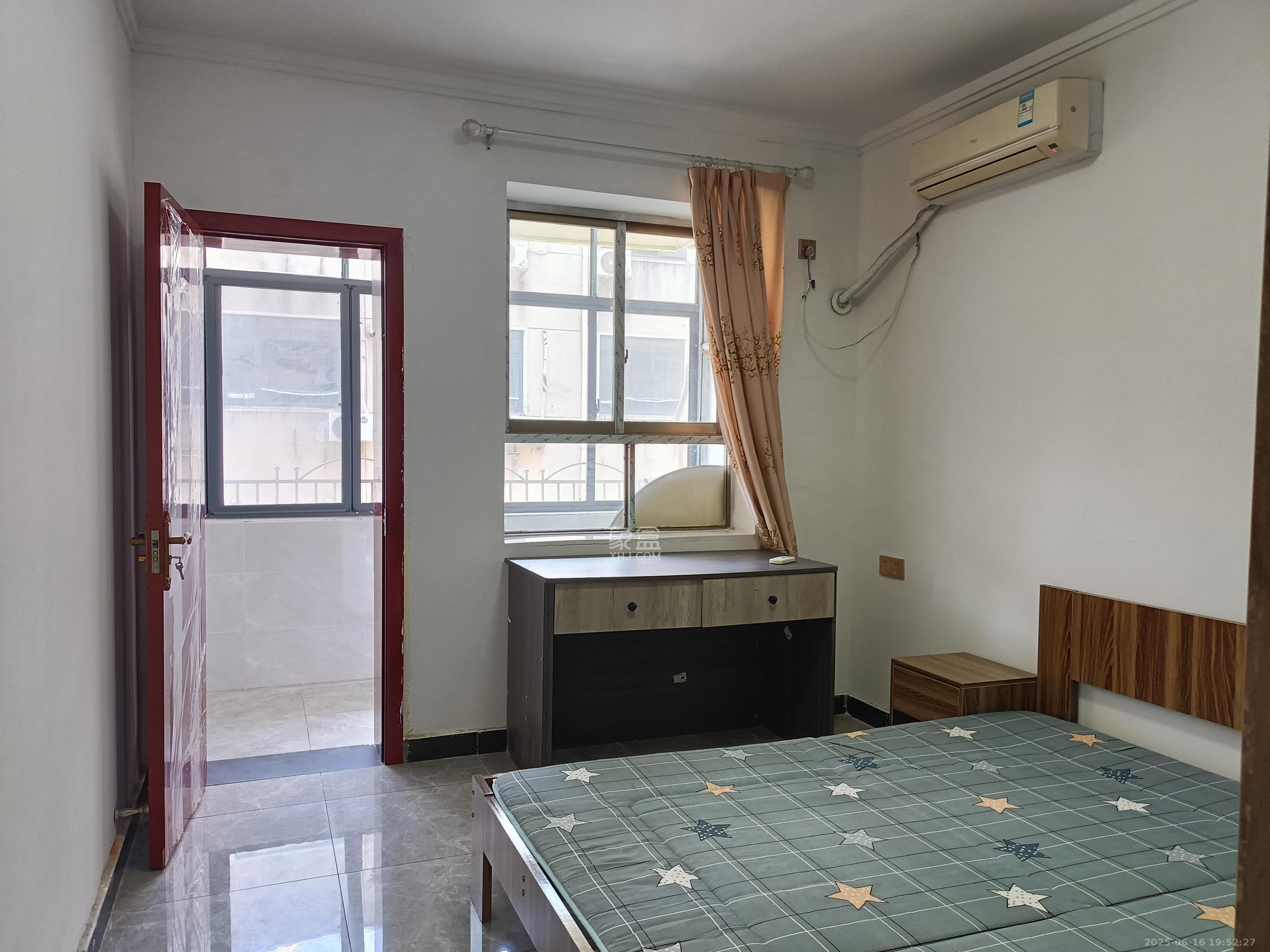 化工宿舍 3室1厅1卫 3000.0元/月 化工宿舍 3室1厅1卫 3000.0元/月室内图