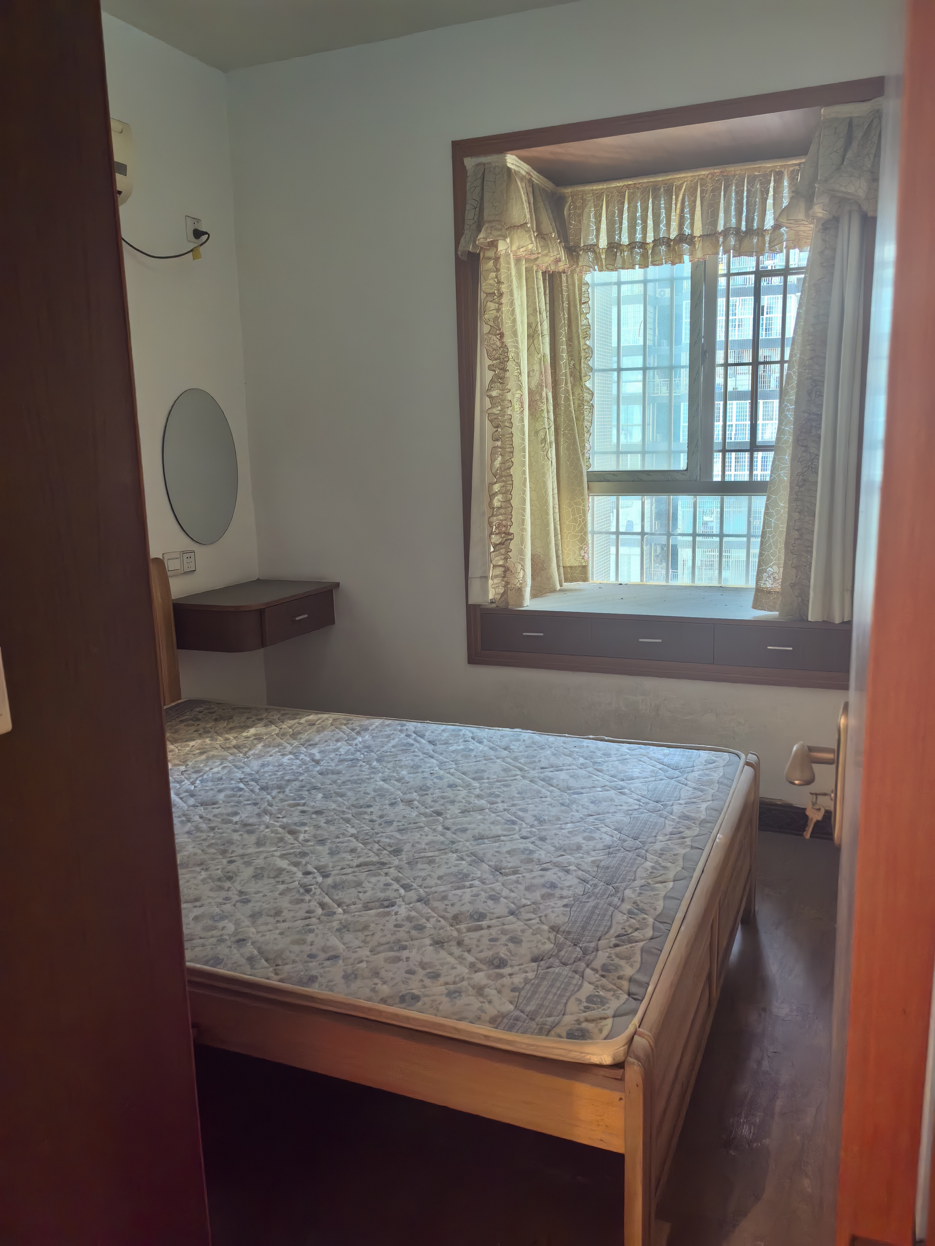 星海名都 2室1厅1卫 800.0元/月 星海名都 2室1厅1卫 800.0元/月室内图