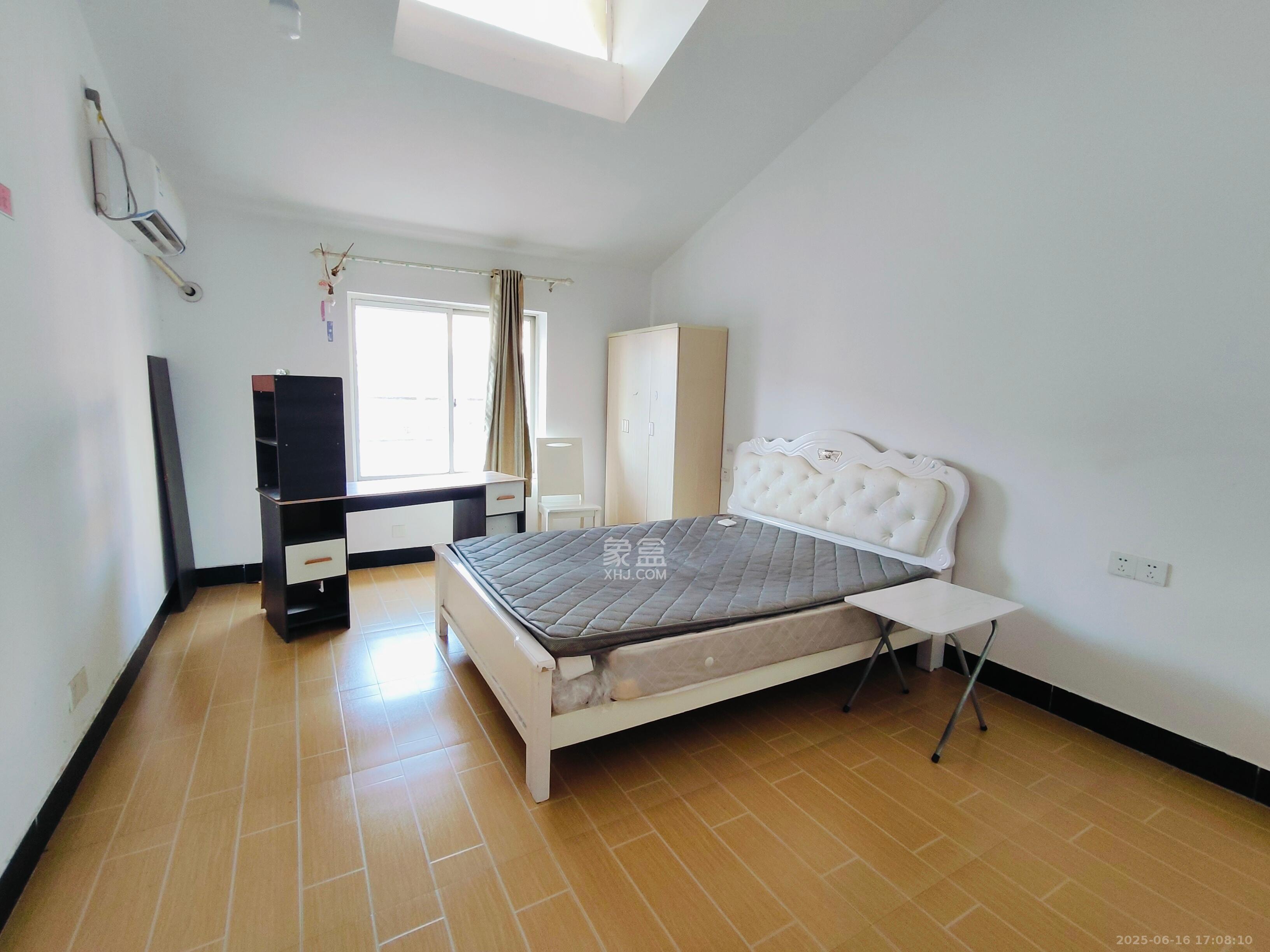 湘绣城  3室2厅1卫    1400.0元/月 湘绣城  3室2厅1卫    1400.0元/月室内图