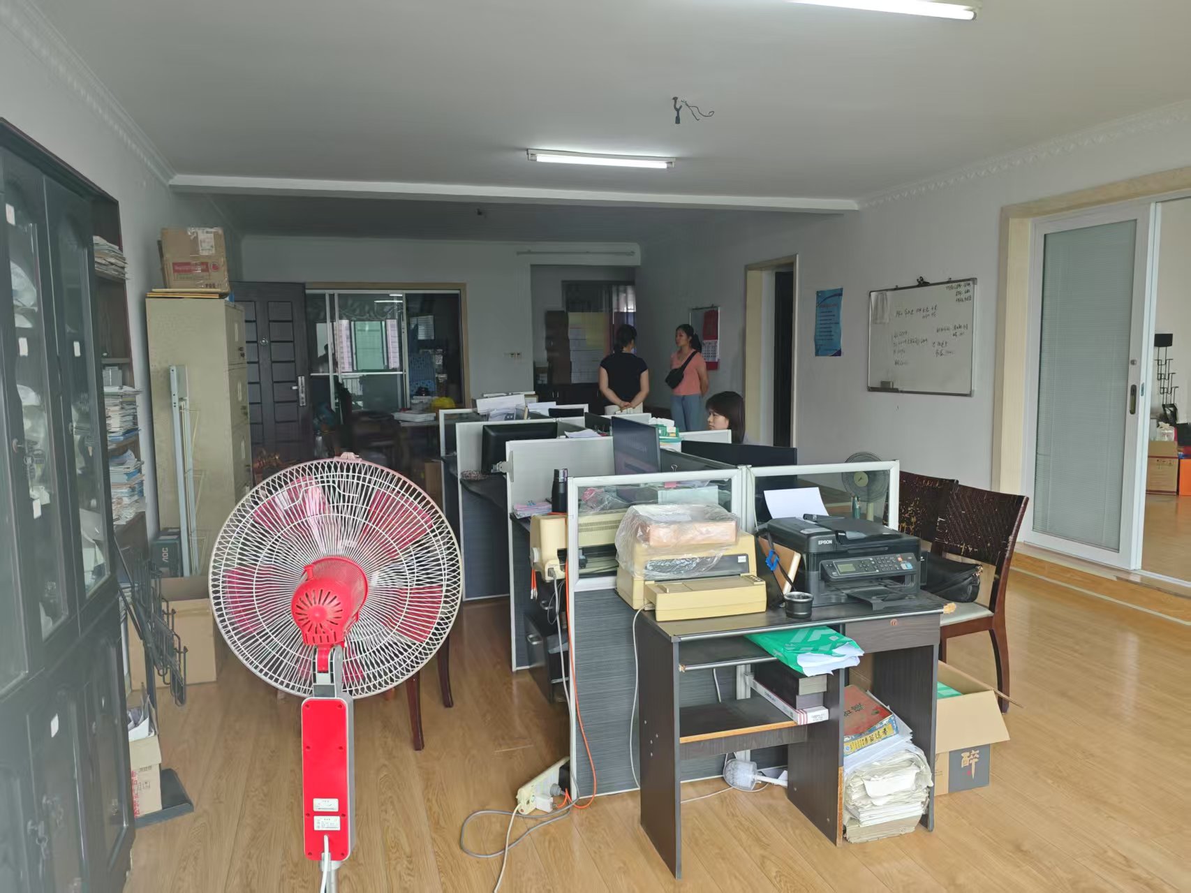 华亿明珠  3室2厅2卫   62.00万室内图
