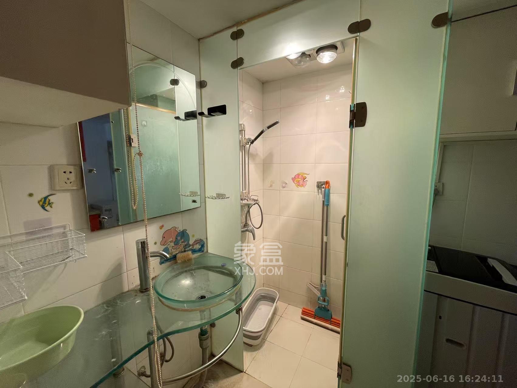 湘江银座 1室1厅1卫 1700.0元/月 湘江银座 1室1厅1卫 1700.0元/月室内图