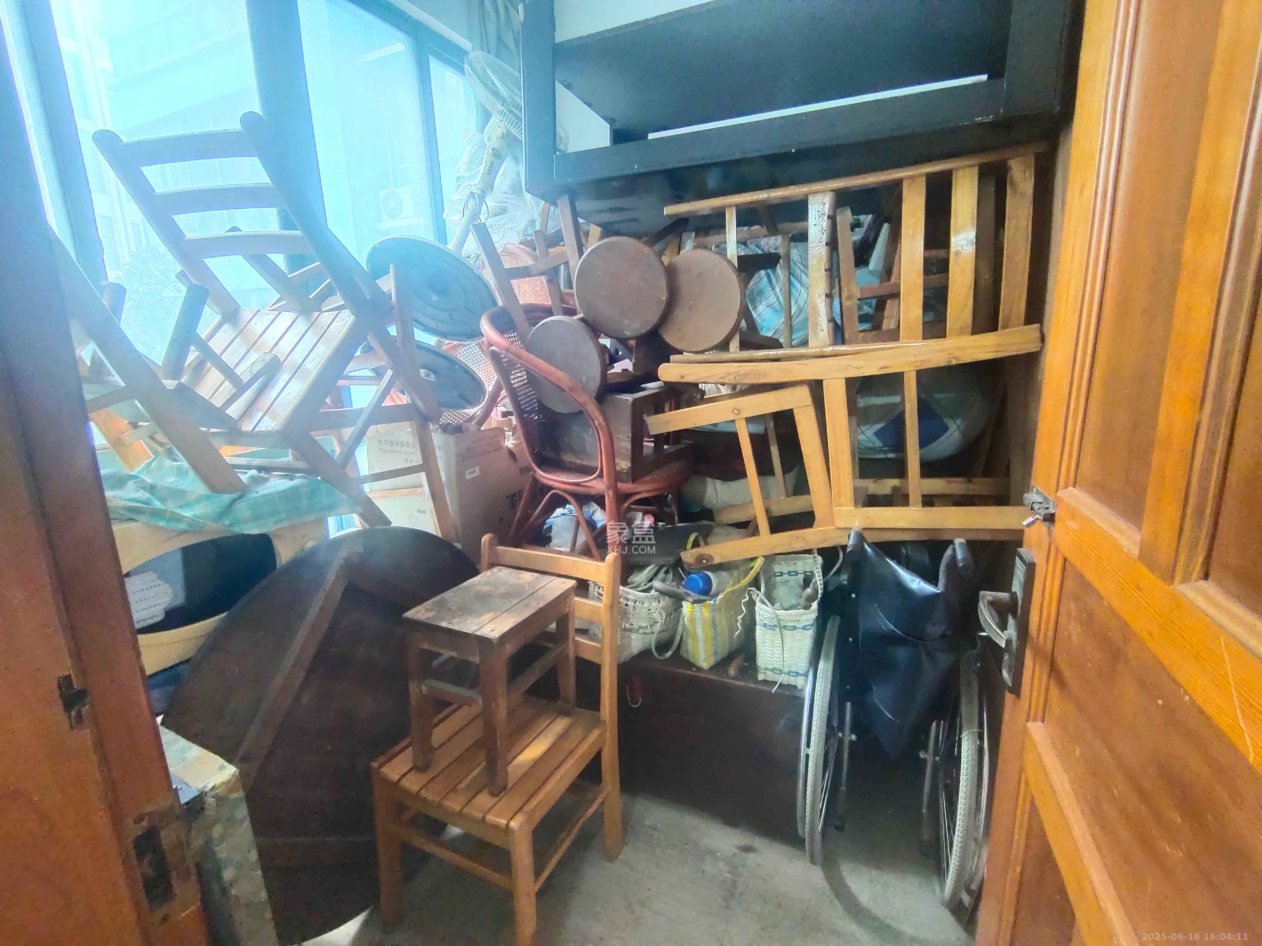 三重星都心  3室2厅2卫   3000.00元/月室内图