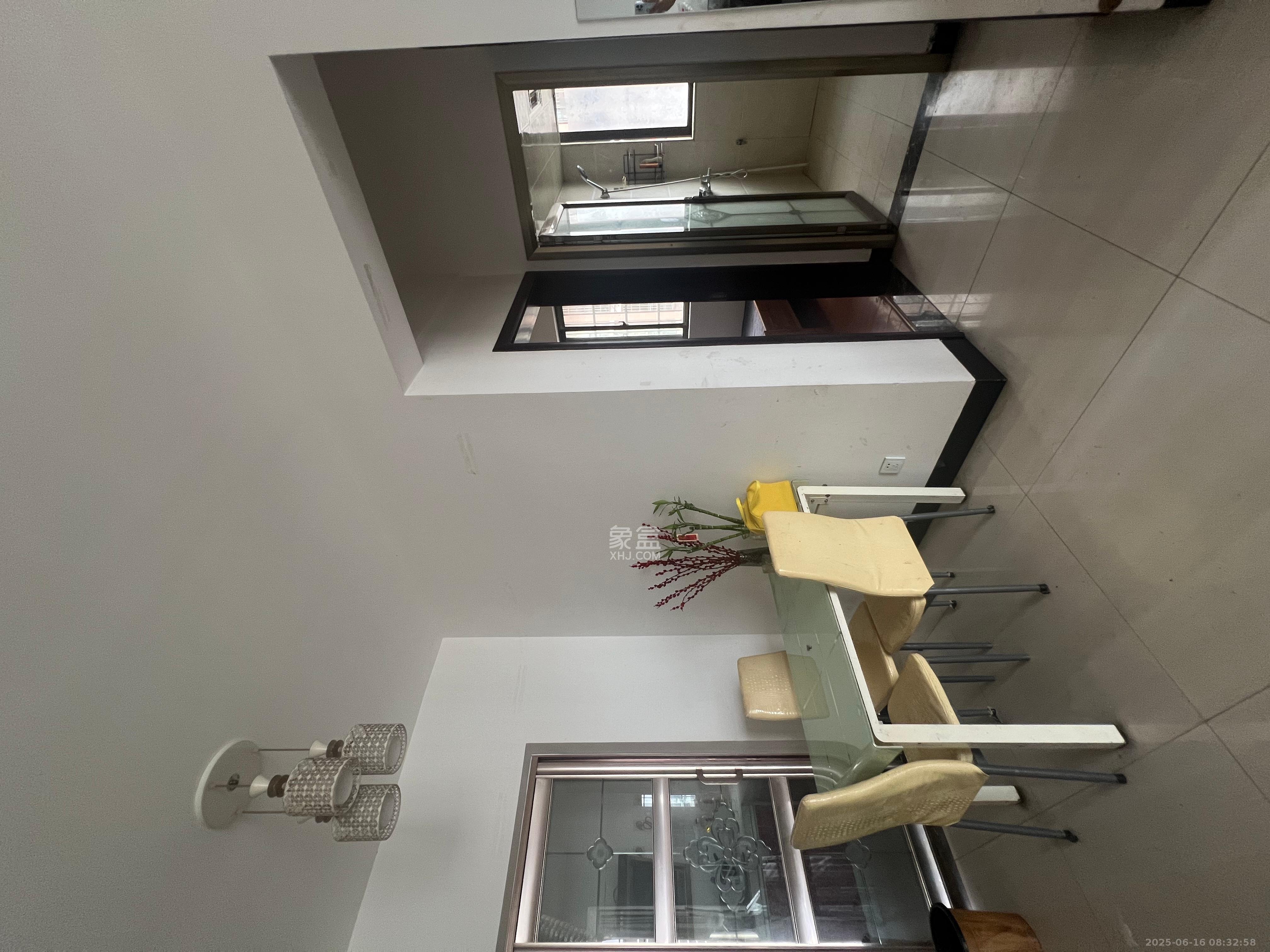 家和院  3室2厅1卫    1800.0元/月室内图