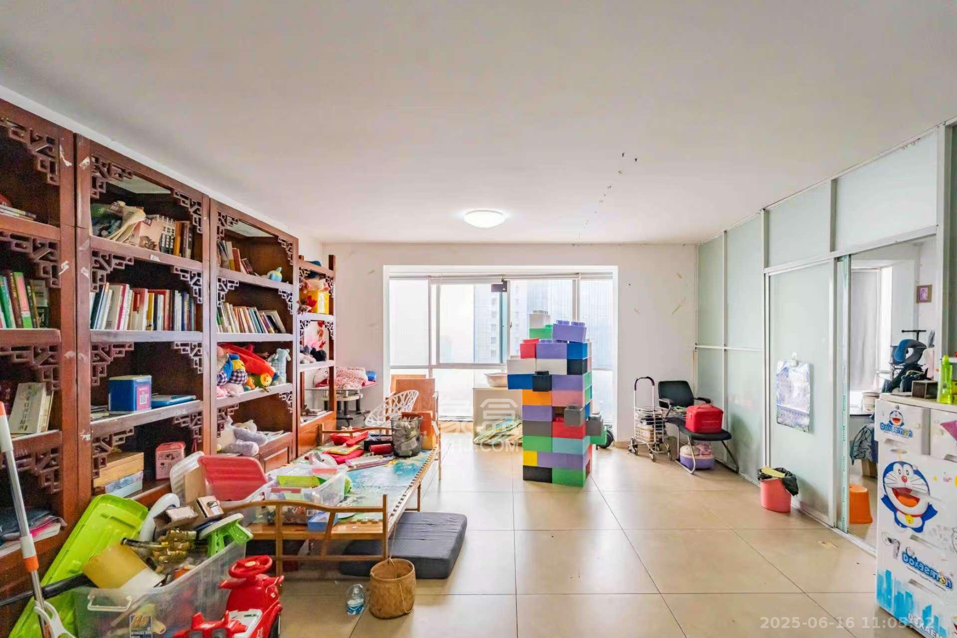 湖南财富中心 3室2厅2卫 3600.0元/月 湖南财富中心 3室2厅2卫 3600.0元/月室内图