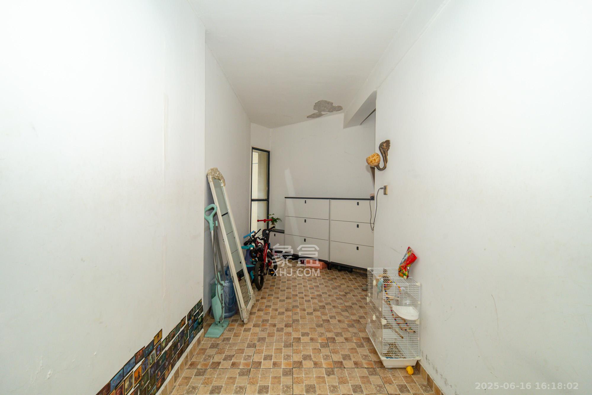 方略城市广场  4室2厅2卫    99.8万 方略城市广场  4室2厅2卫    99.8万其他