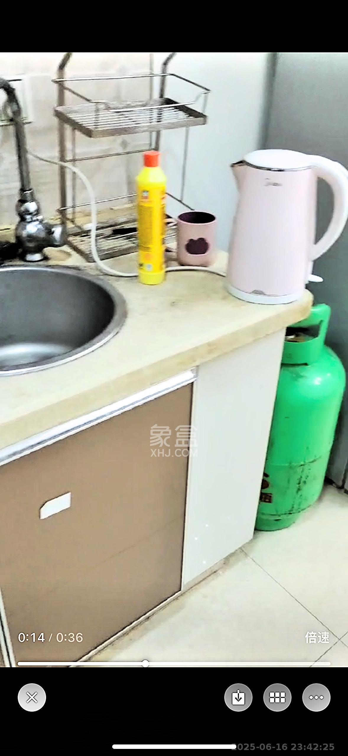 生活艺术城 1室1厅1卫 999.0元/月 生活艺术城 1室1厅1卫 999.0元/月室内图