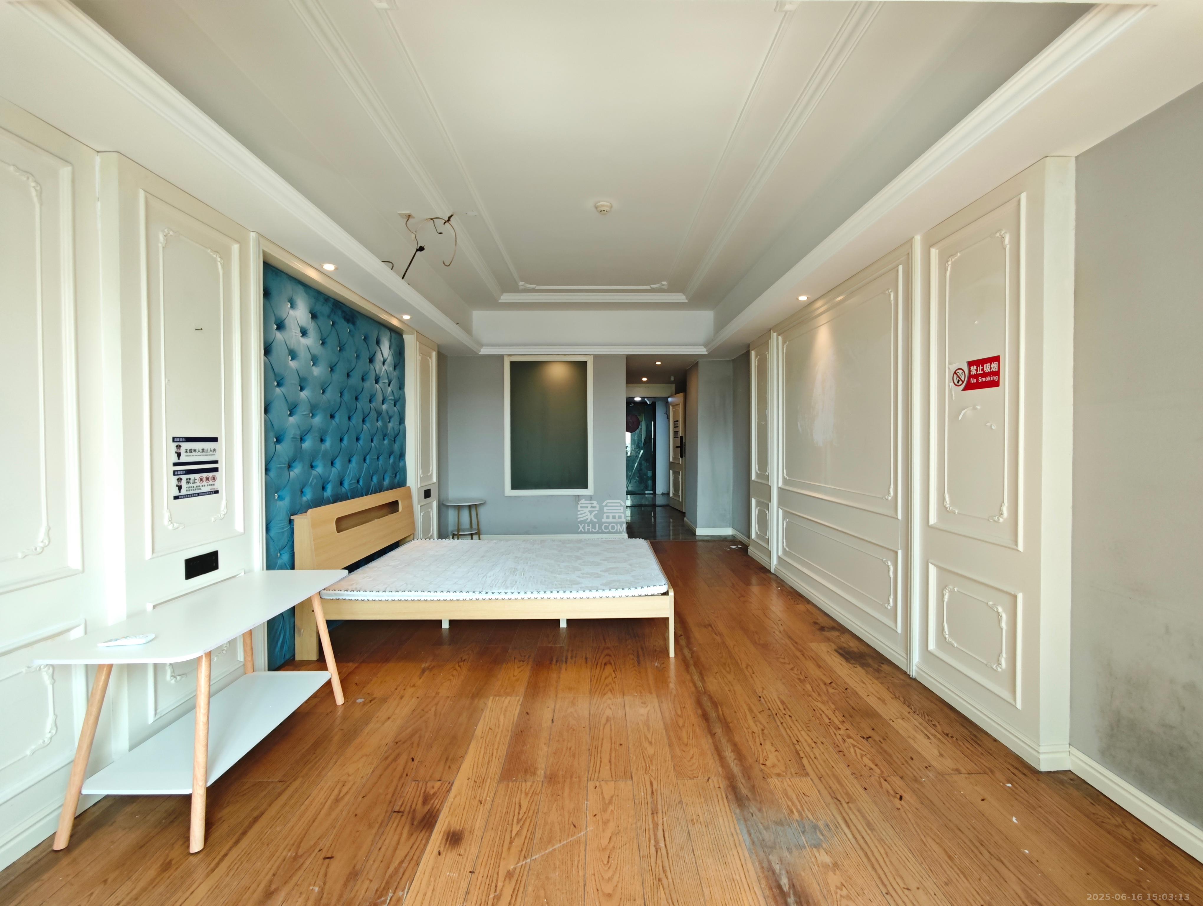 五一新干线  1室1厅1卫    2400.0元/月室内图