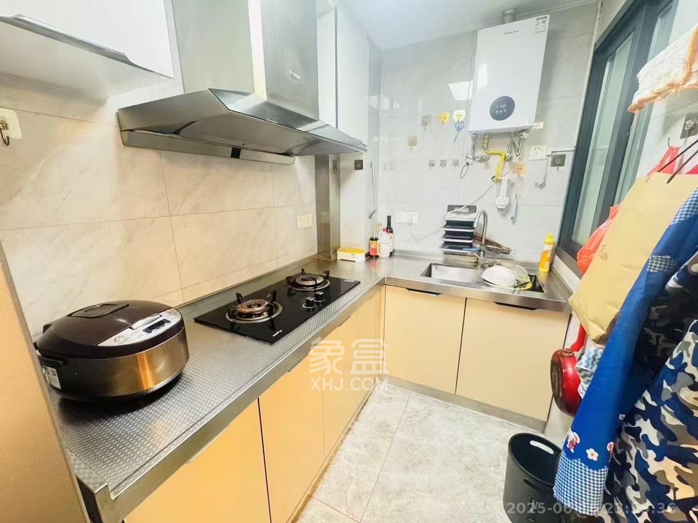碧湘佳苑  3室2厅1卫    6500.0元/月室内图