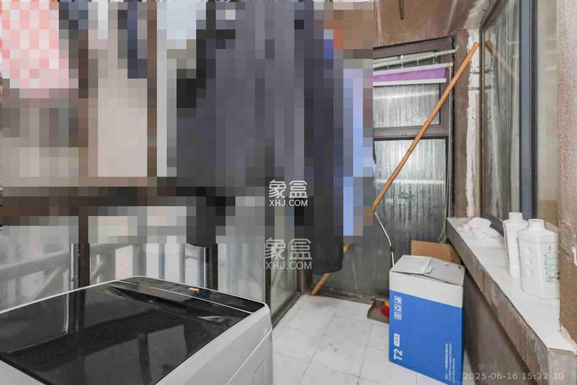 旭辉藏郡(藏郡、旭湘华府) 1室2厅1卫 1800.0元/月 旭辉藏郡(藏郡、旭湘华府) 1室2厅1卫 1800.0元/月室内图