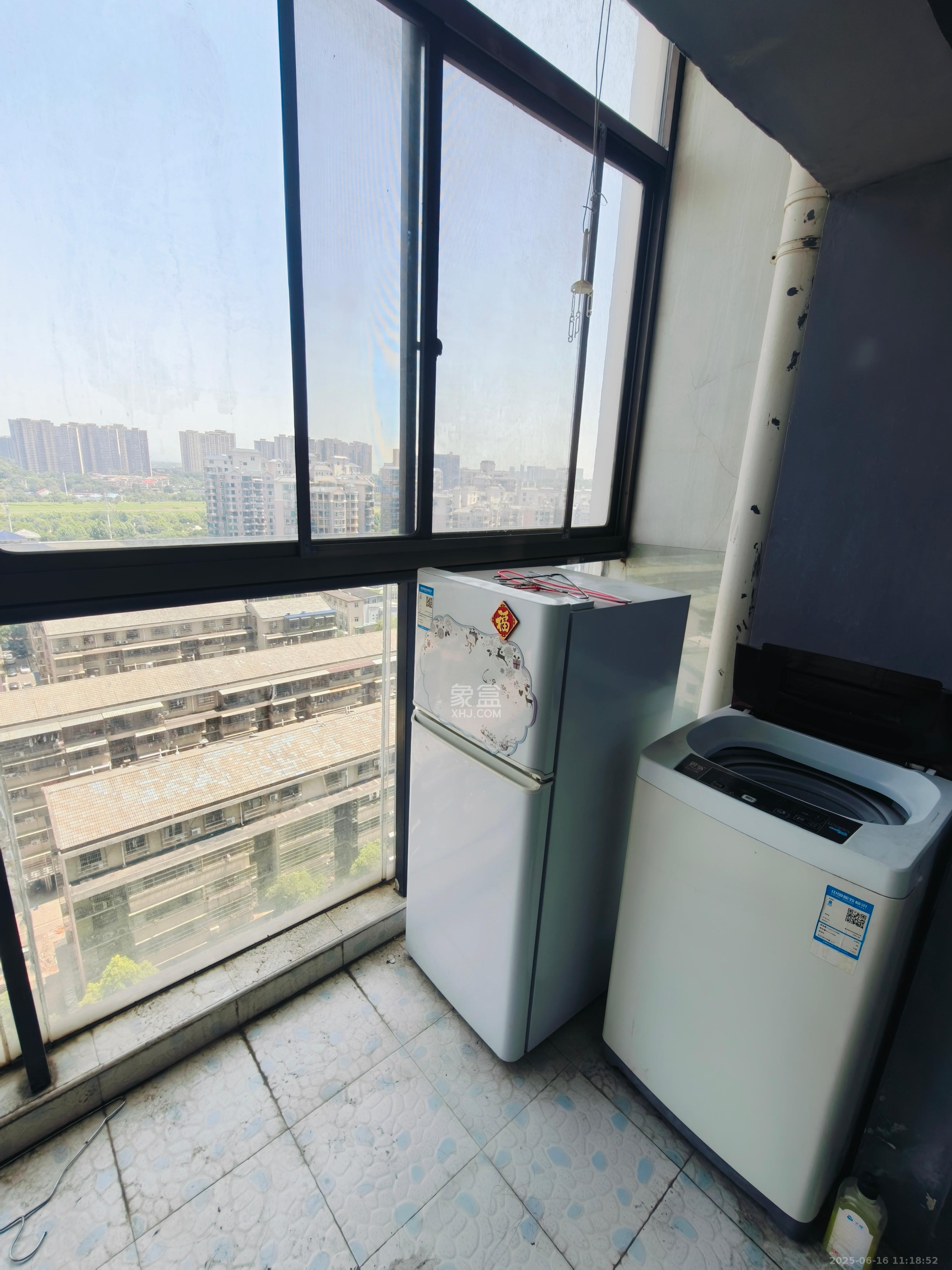 如果爱  1室1厅1卫   1300.00元/月室内图
