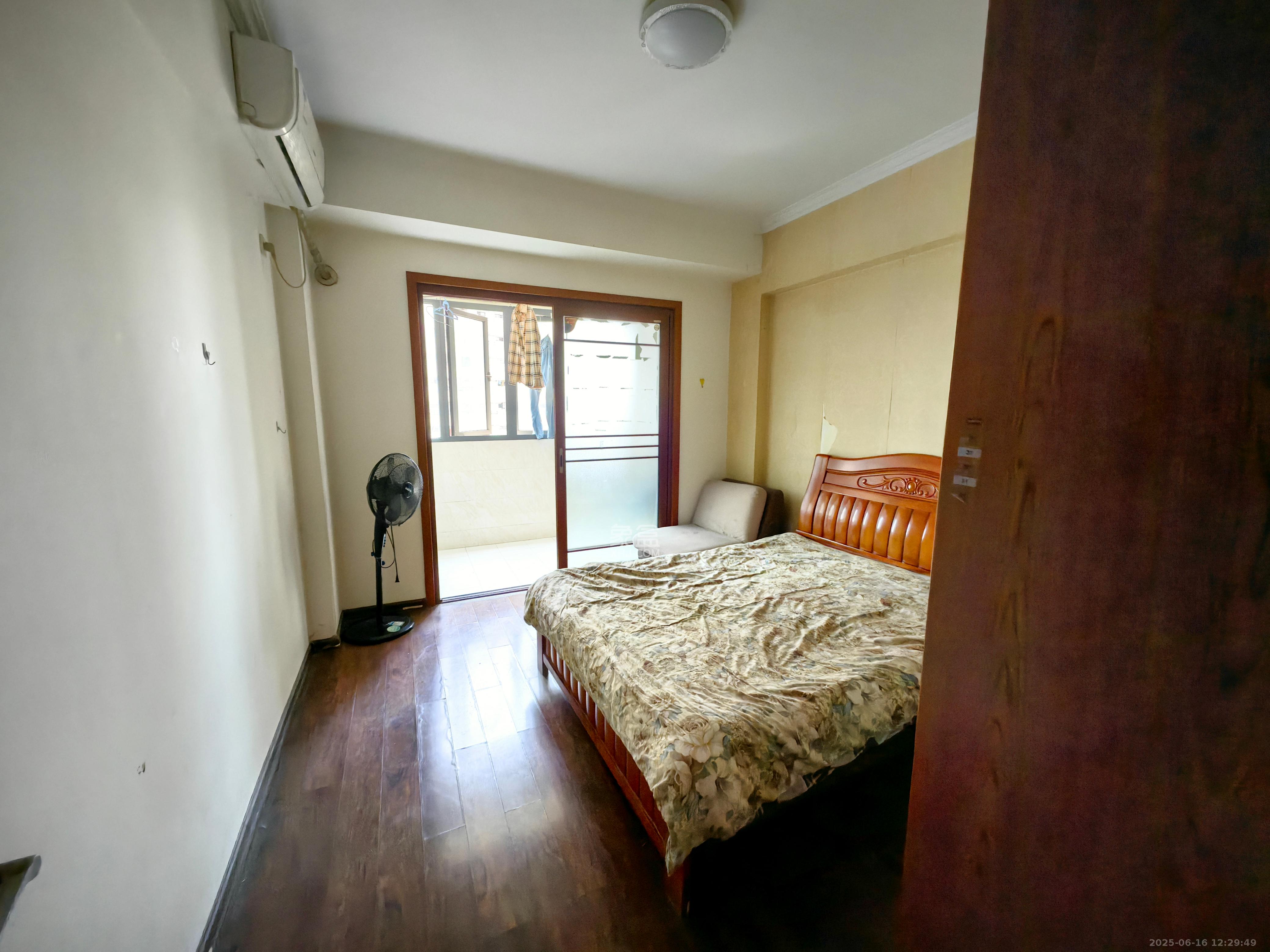兴威帕克水岸  3室2厅2卫   2300.00元/月室内图