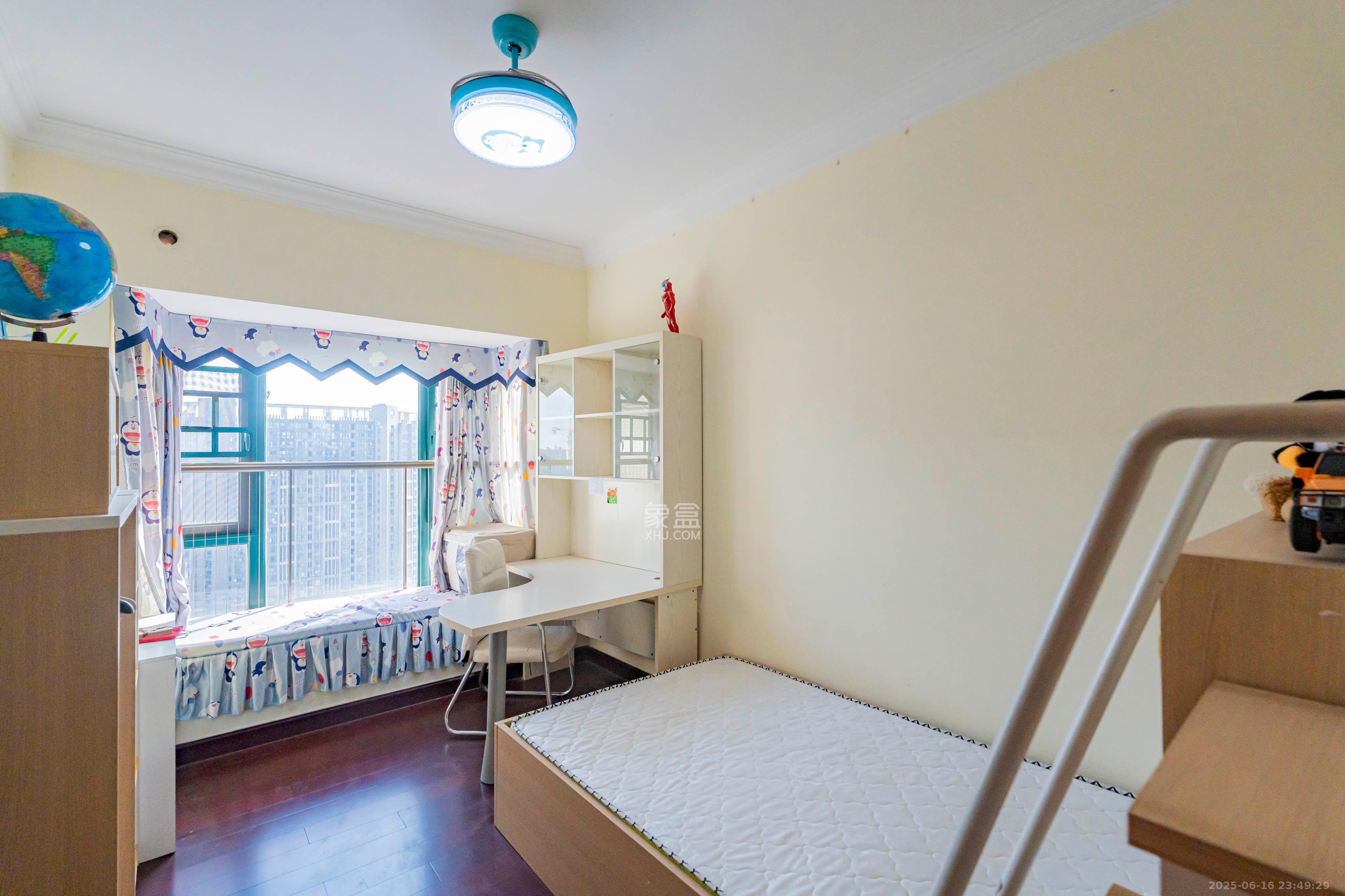 恒大雅苑  3室2厅1卫    98.0万卧室