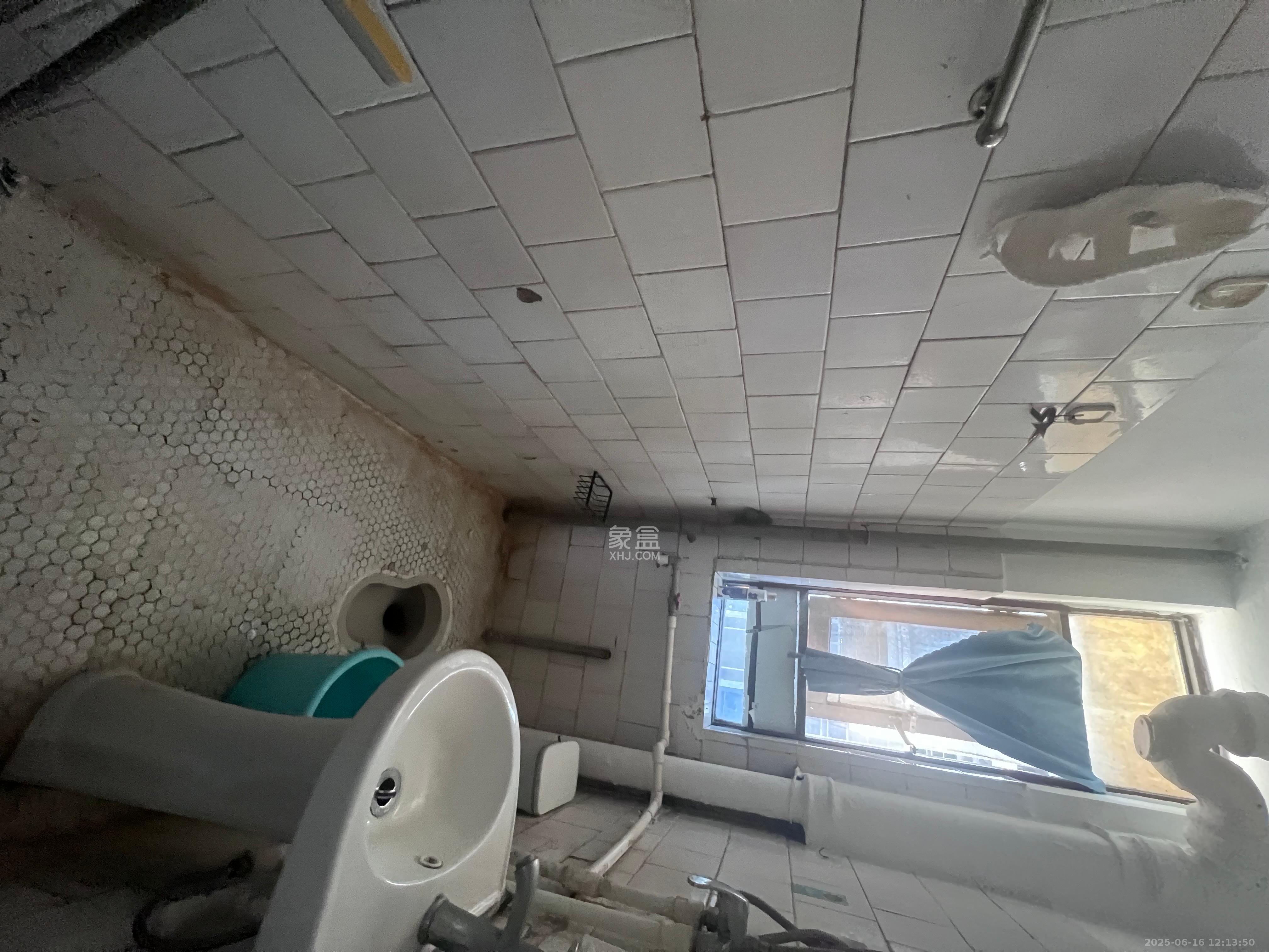 化油器厂宿舍  1室1厅1卫   1600.00元/月室内图