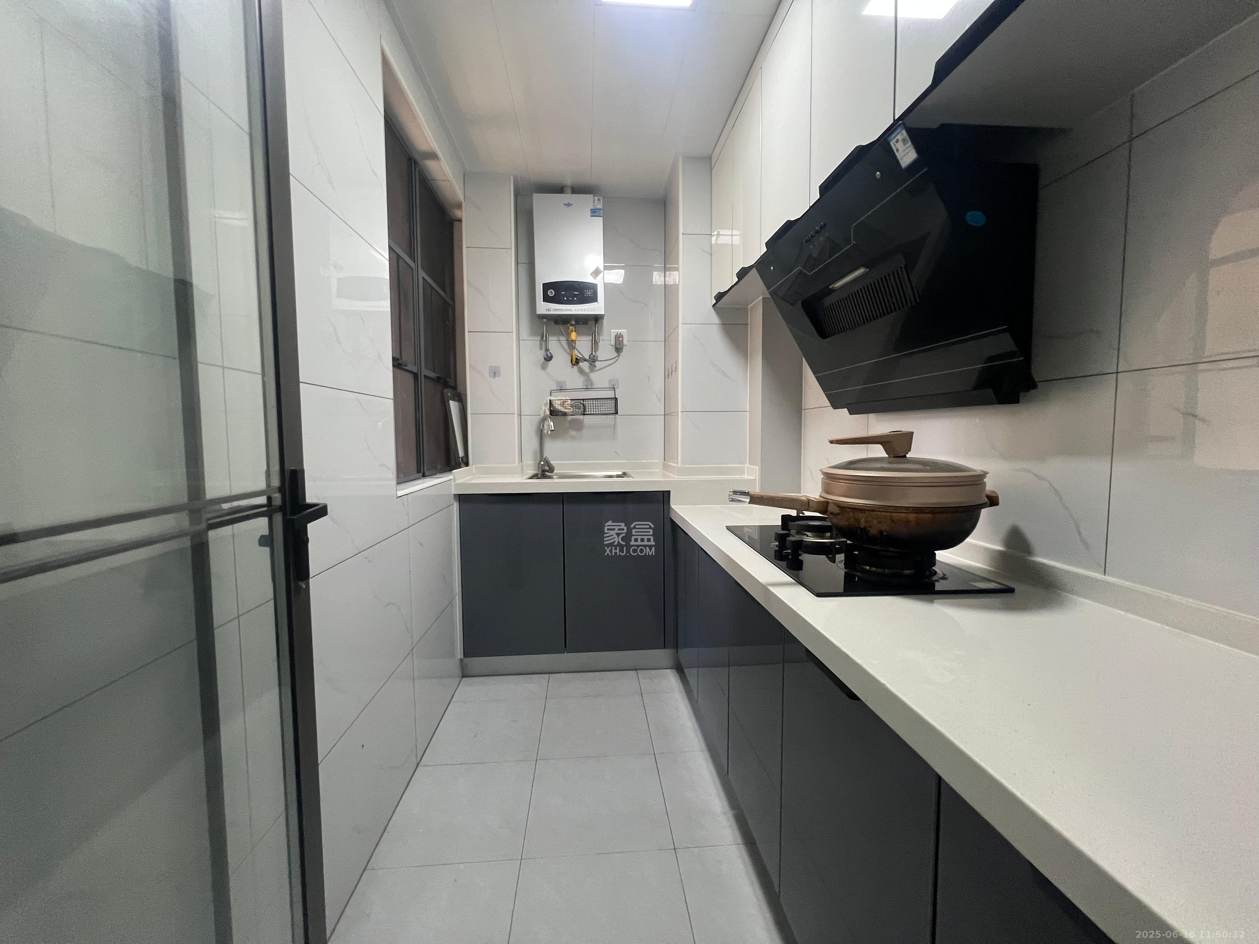 韭菜园嘉苑  2室1厅1卫    3400.0元/月室内图