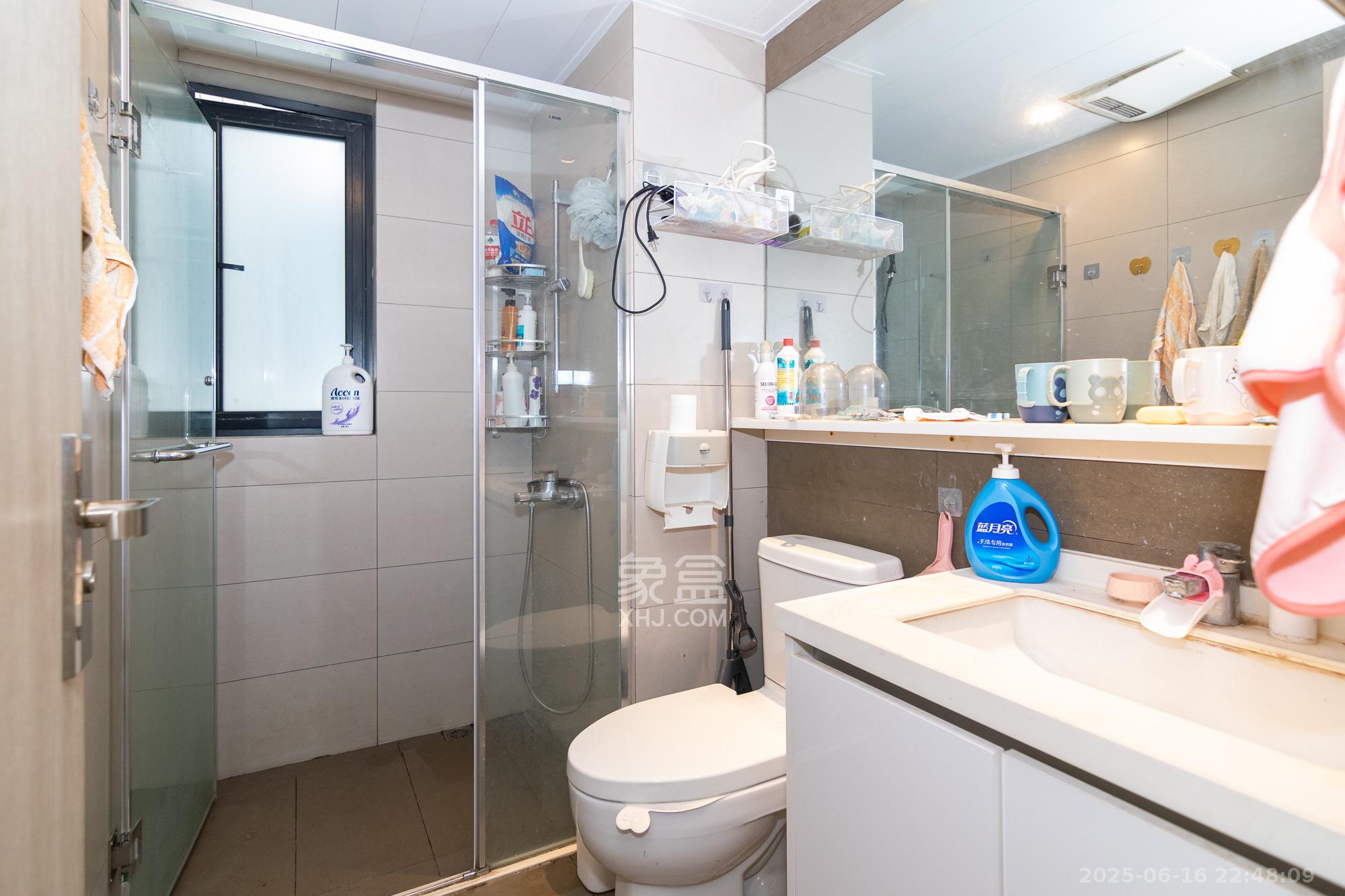 时代年华  1室0厅0卫    85.0万 时代年华  1室0厅0卫    85.0万卫生间