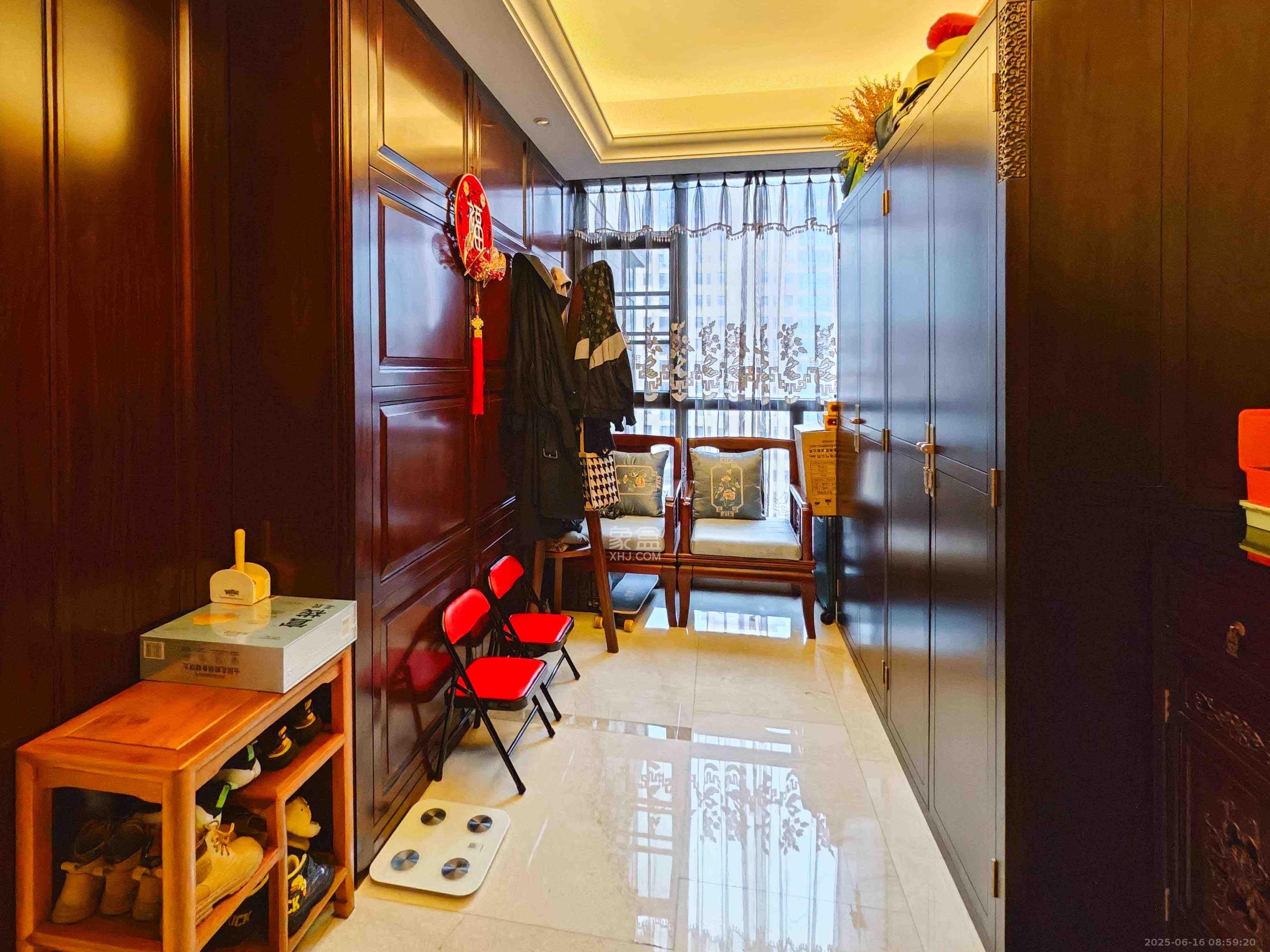 运达中央广场一、二期  3室2厅2卫    10800.0元/月 运达中央广场一、二期  3室2厅2卫    10800.0元/月室内图