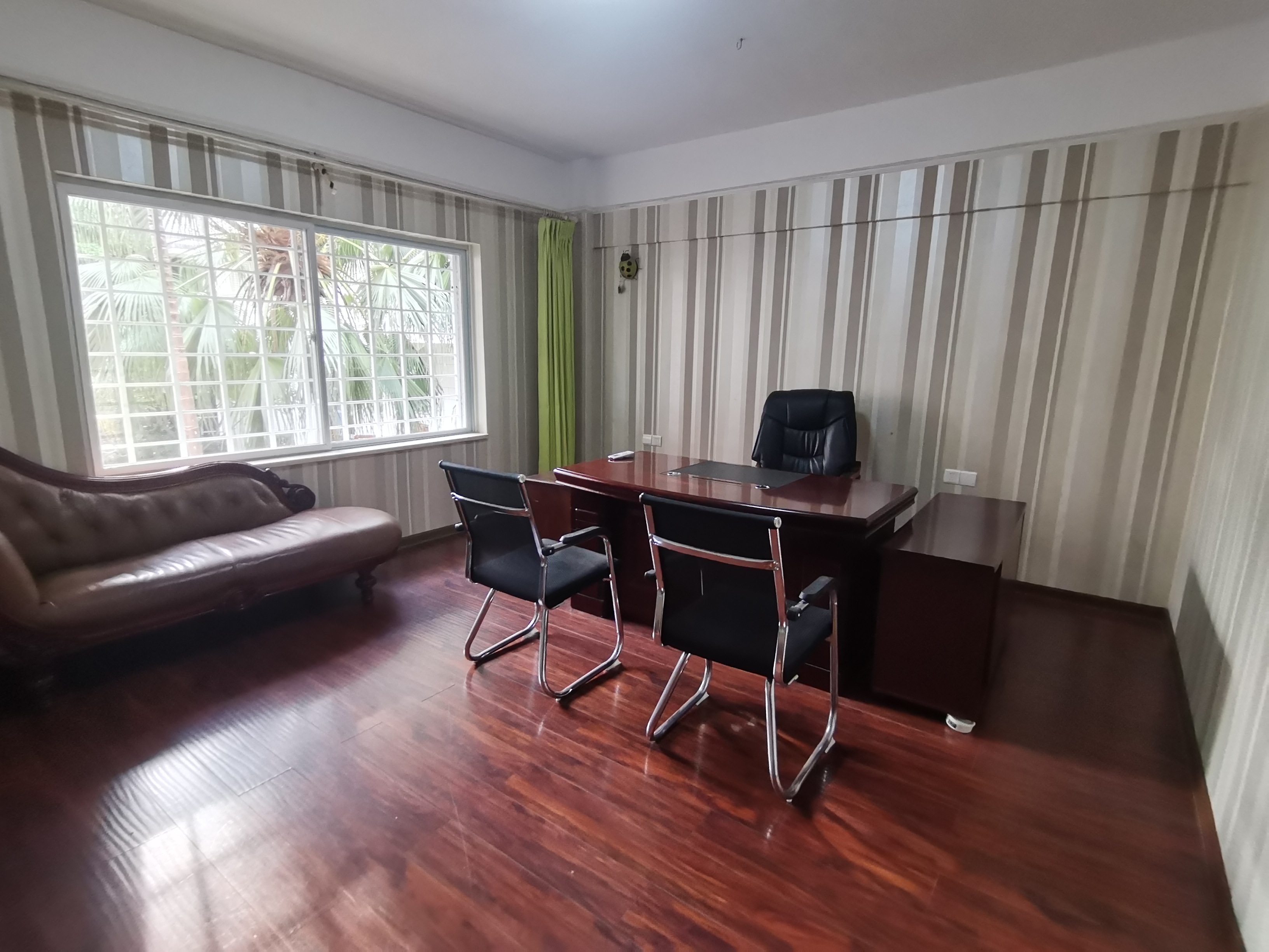 钓鱼台别墅 8室3厅3卫 28000.0元/月 钓鱼台别墅 8室3厅3卫 28000.0元/月室内图